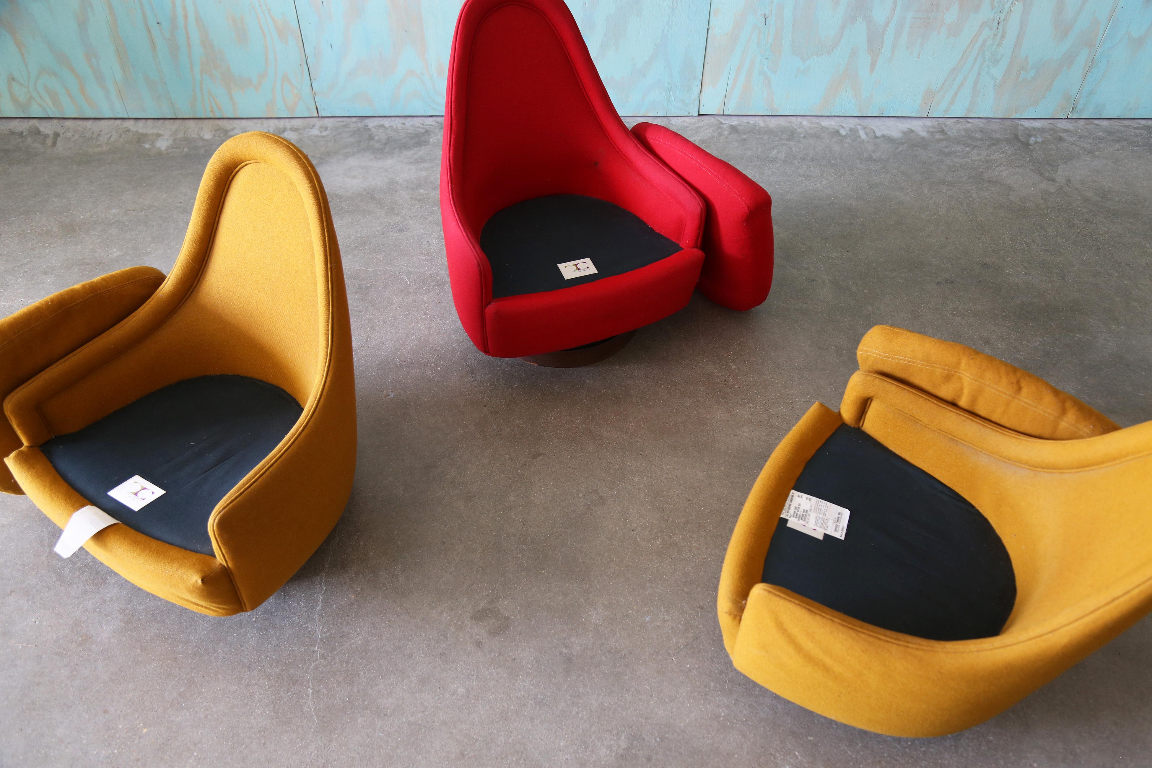 Milo Baughman per Thayer Coggin Petite Swivel Chairs Rosewood - Set di 3 MCM in vendita 8