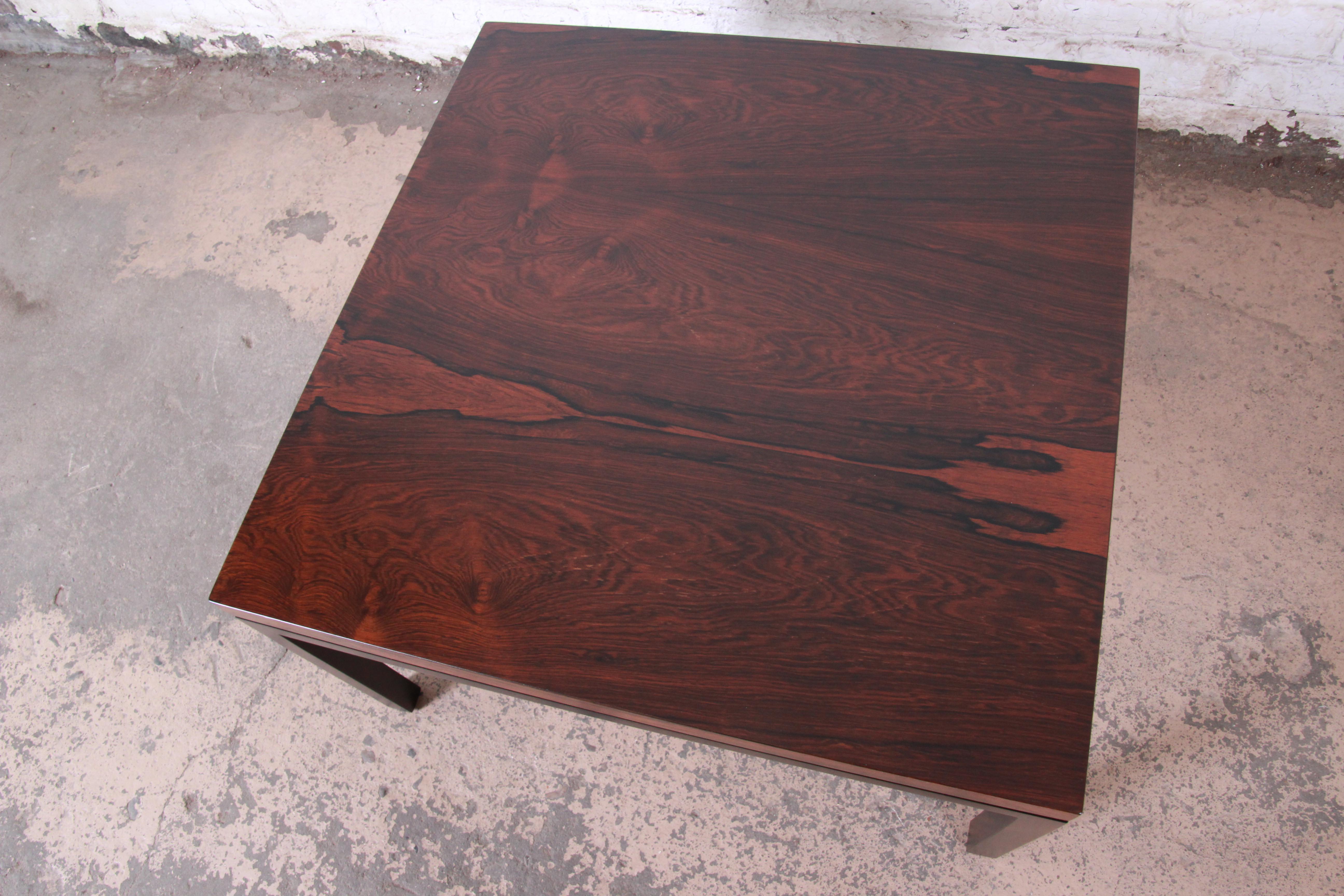 Milo Baughman for Thayer Coggin Rosewood Coffee Table, Newly Restored In Good Condition In South Bend, IN