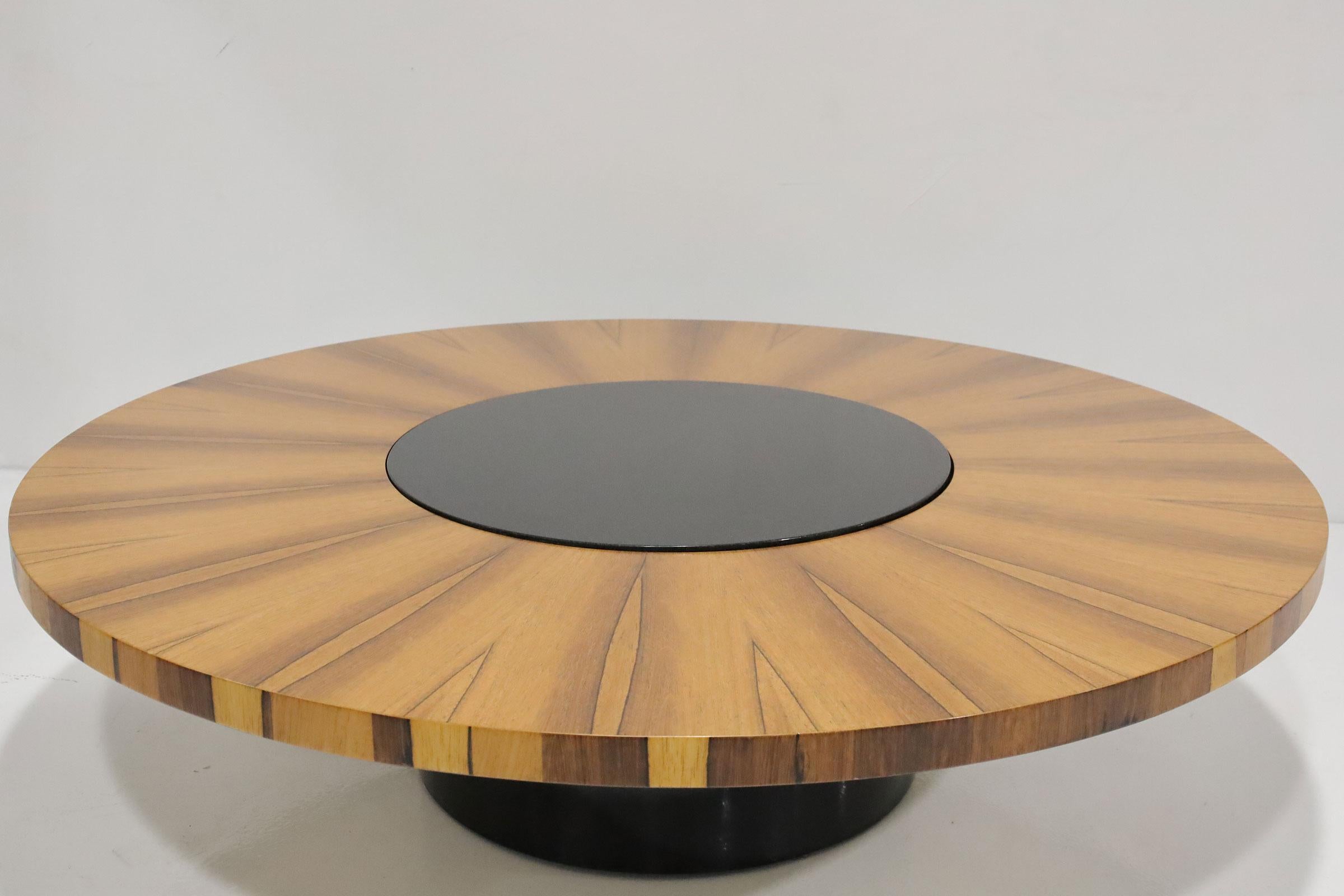 Milo Baughman para Thayer Coggin Mesa de centro giratoria Lazy Susan de palisandro, años 60 Granito en venta