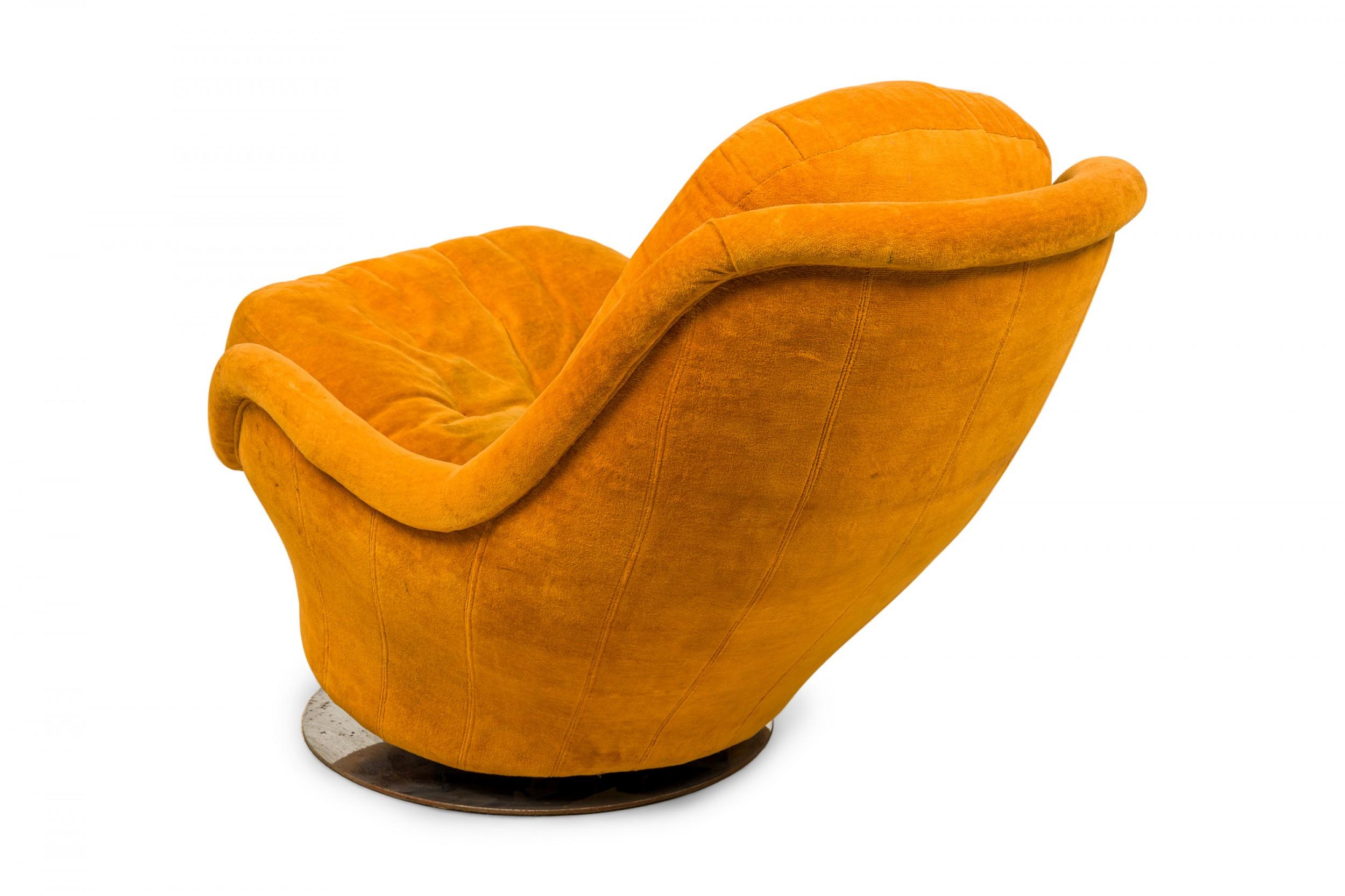 Mid-Century Modern Milo Baughman for Thayer Coggin Space Age Gold Fabric Swivel Lounge Armchair For Sale
