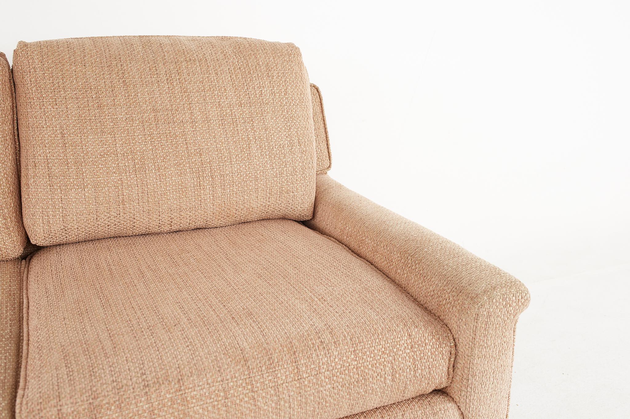 Milo Baughman für Thayer Coggin Stil Mid Century Sofa in neuem Stoff (Ende des 20. Jahrhunderts) im Angebot