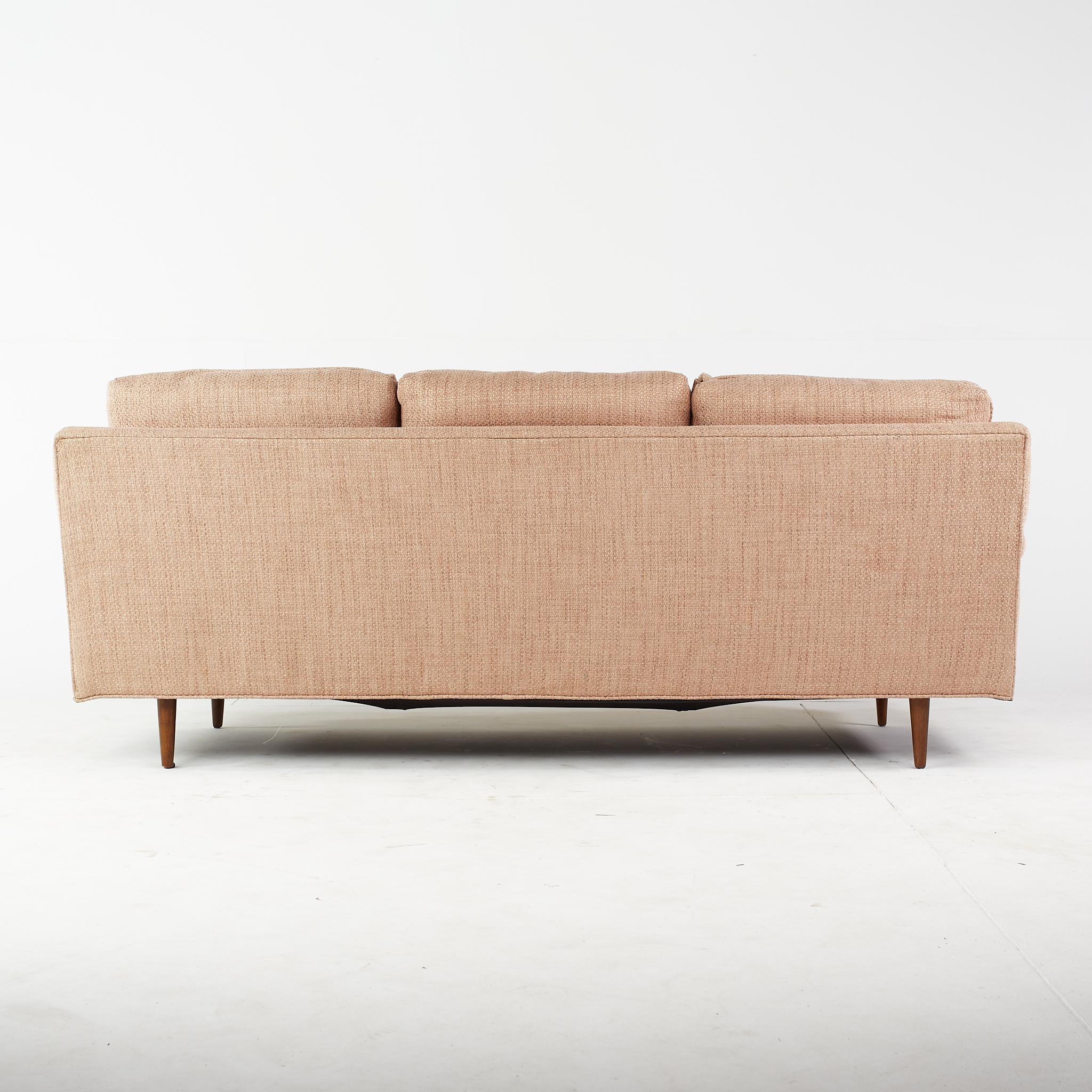 Milo Baughman für Thayer Coggin Stil Mid Century Sofa in neuem Stoff im Angebot 1