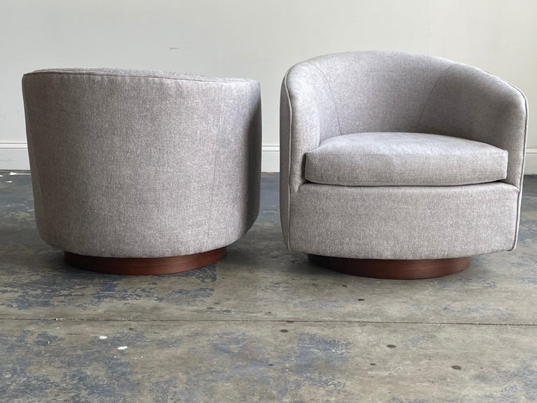 Mid-20th Century Milo Baughman for Thayer Coggin Swivel and Tilt Chairs For Sale