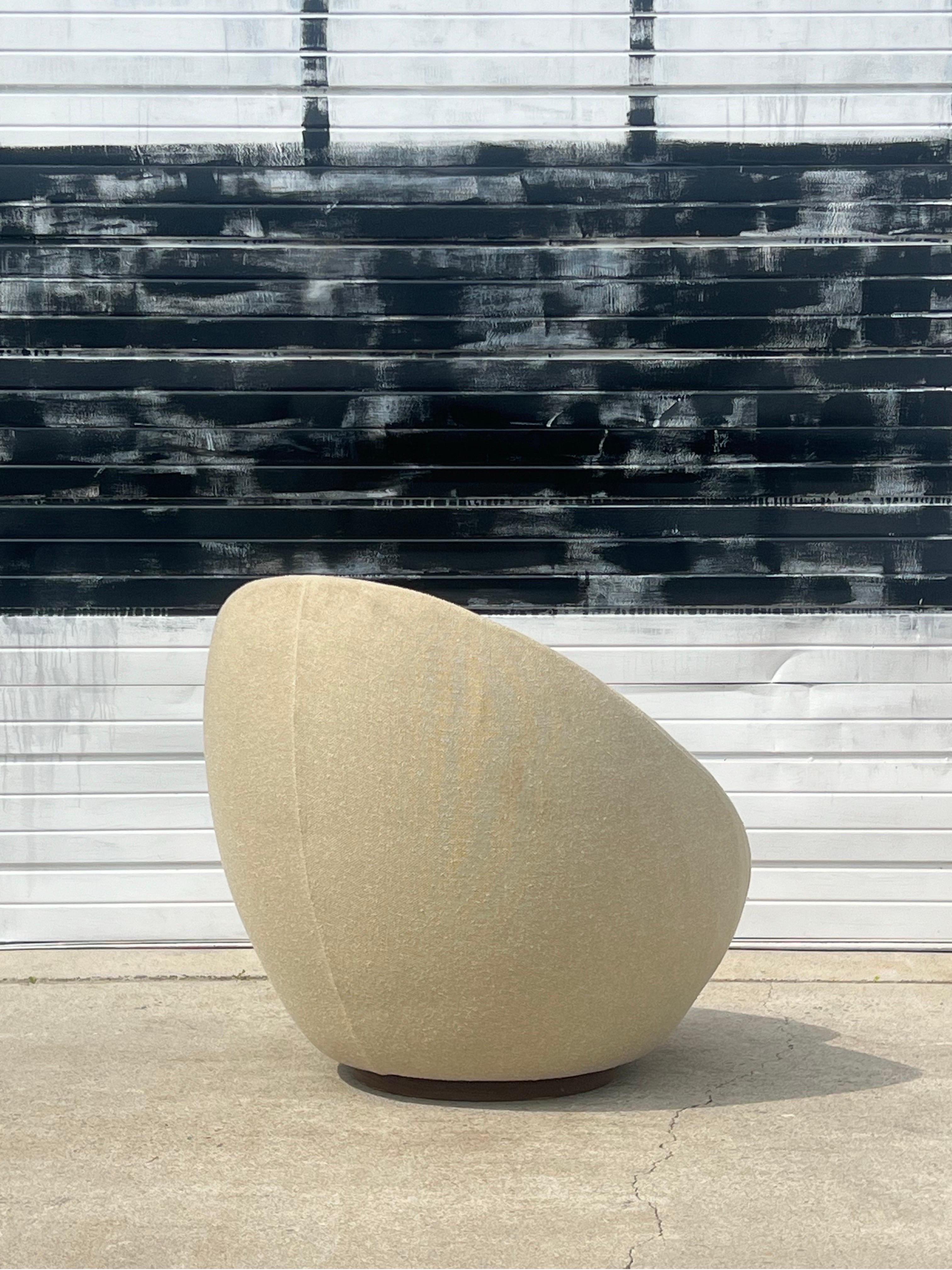 Milo Baughman for Thayer Coggin Swivel Egg Lounge 1