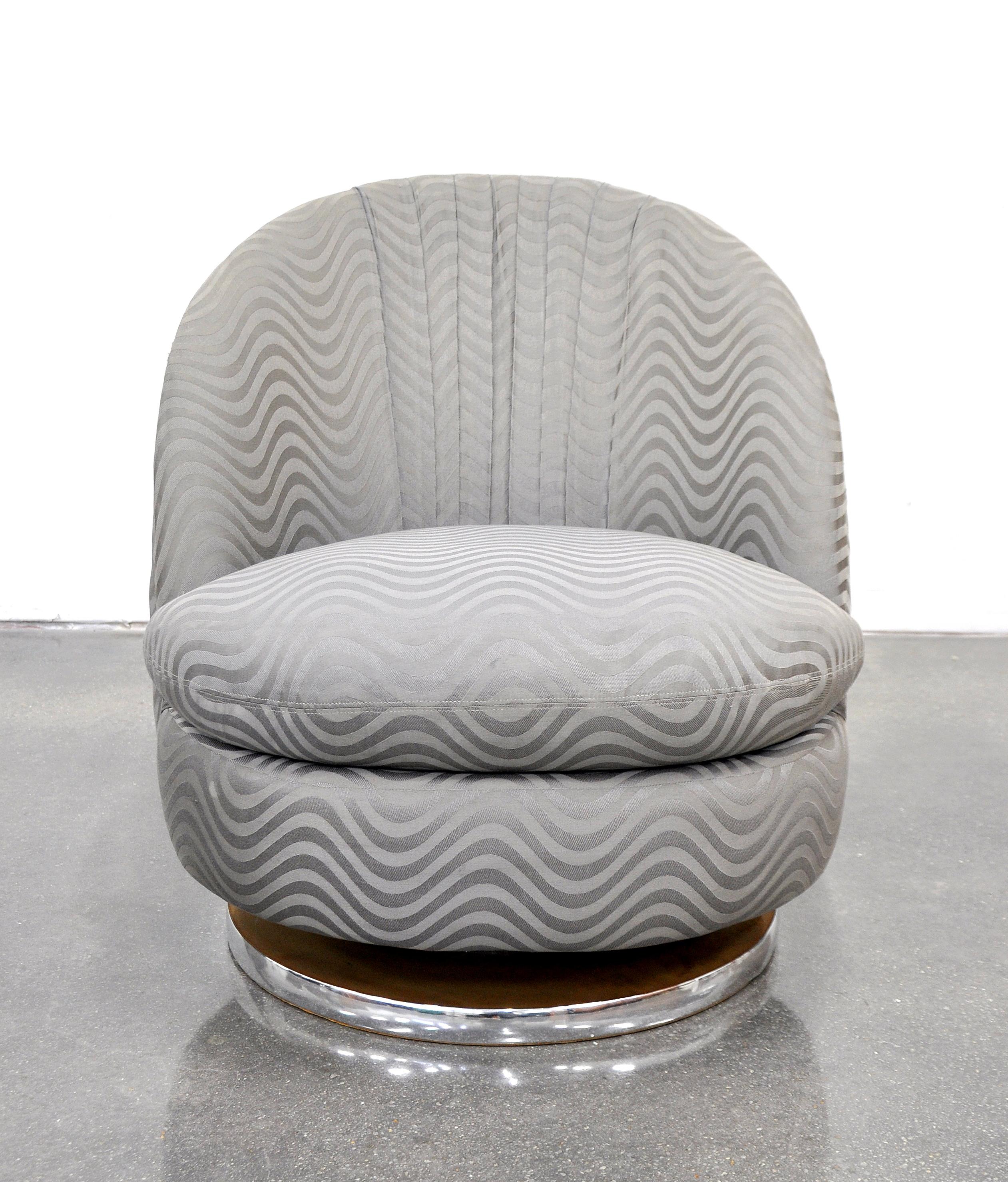 Mid-Century Modern Milo Baughman for Thayer Coggin Gray Swivel Lounge Chair