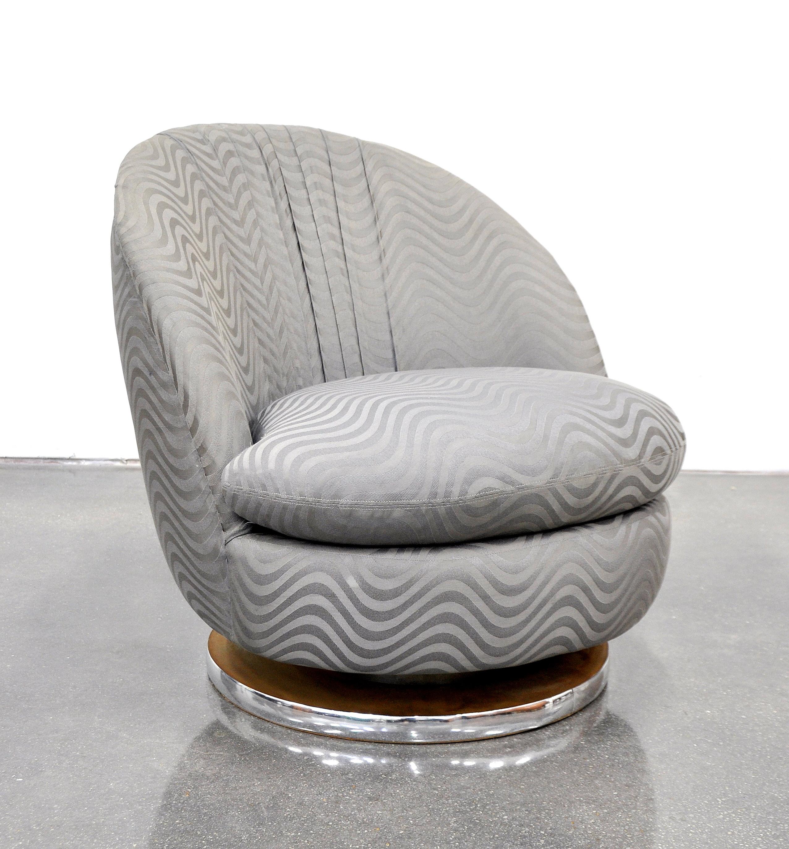 American Milo Baughman for Thayer Coggin Gray Swivel Lounge Chair