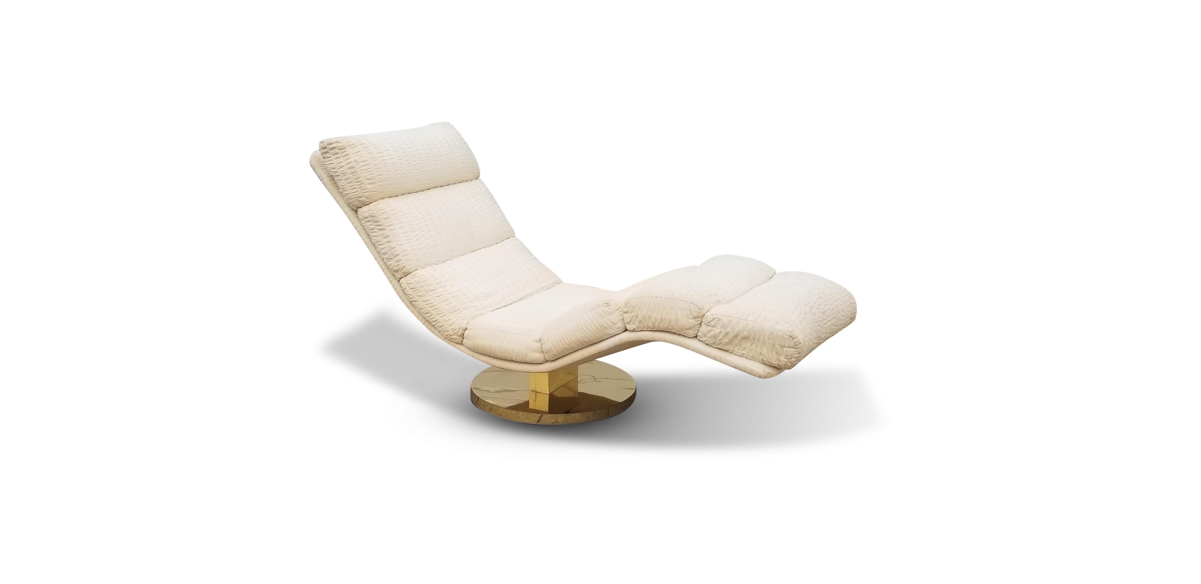 Mid-Century Modern Milo Baughman for Thayer Coggin Swivel ‘Wave’ Chaise Longue