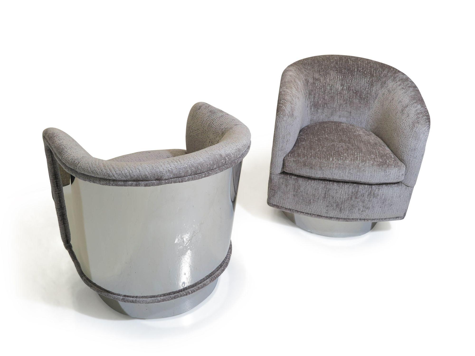 Milo Baughman for Thayer Coggin Swiveling Tilt Lounge Chairs in Chrome Backs For Sale 2