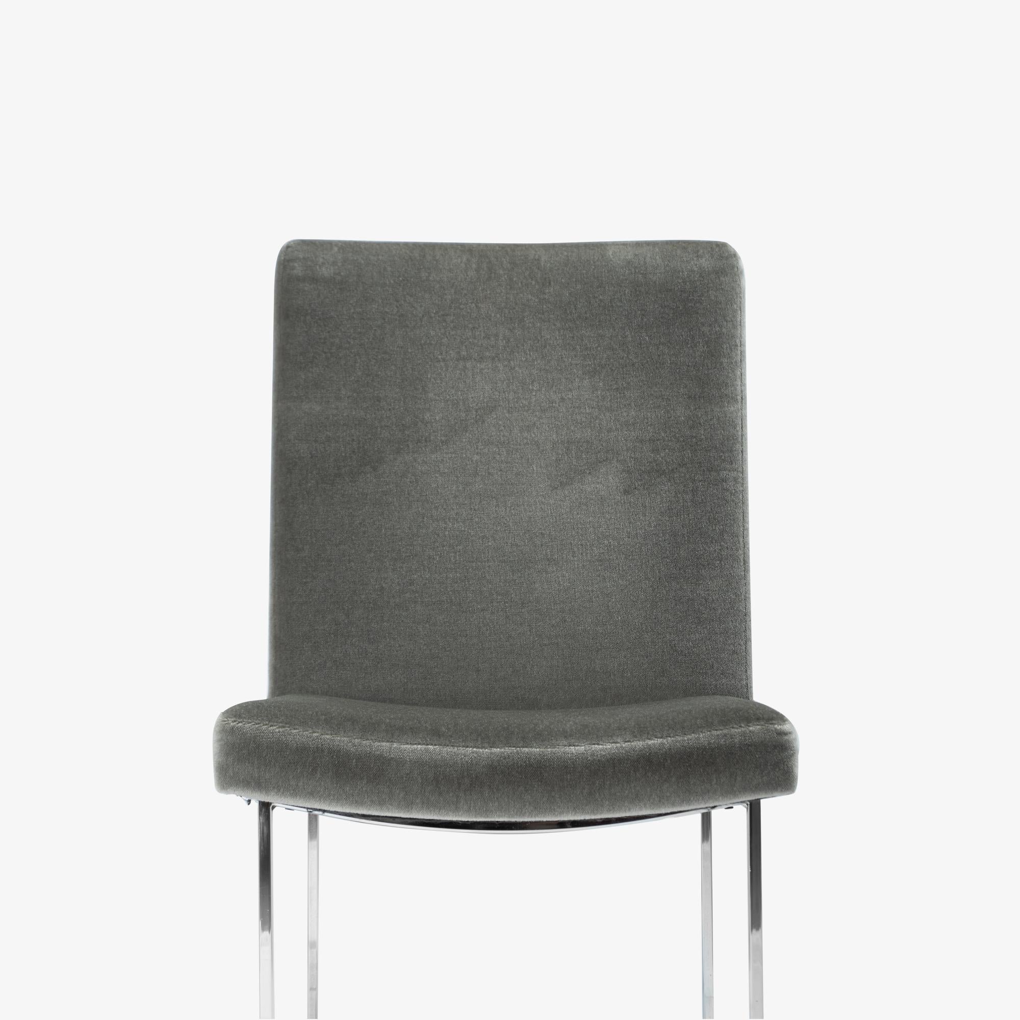 Milo Baughman per Thayer Coggin Sedie da pranzo a struttura sottile in mohair, set di 4 pezzi in vendita 4