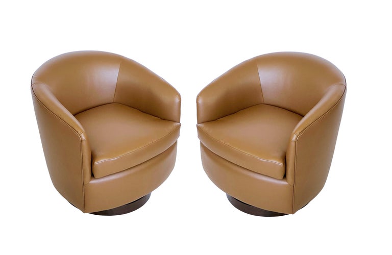 American Milo Baughman for Thayer Coggin Tilt & Swivel Lounge Chairs For Sale
