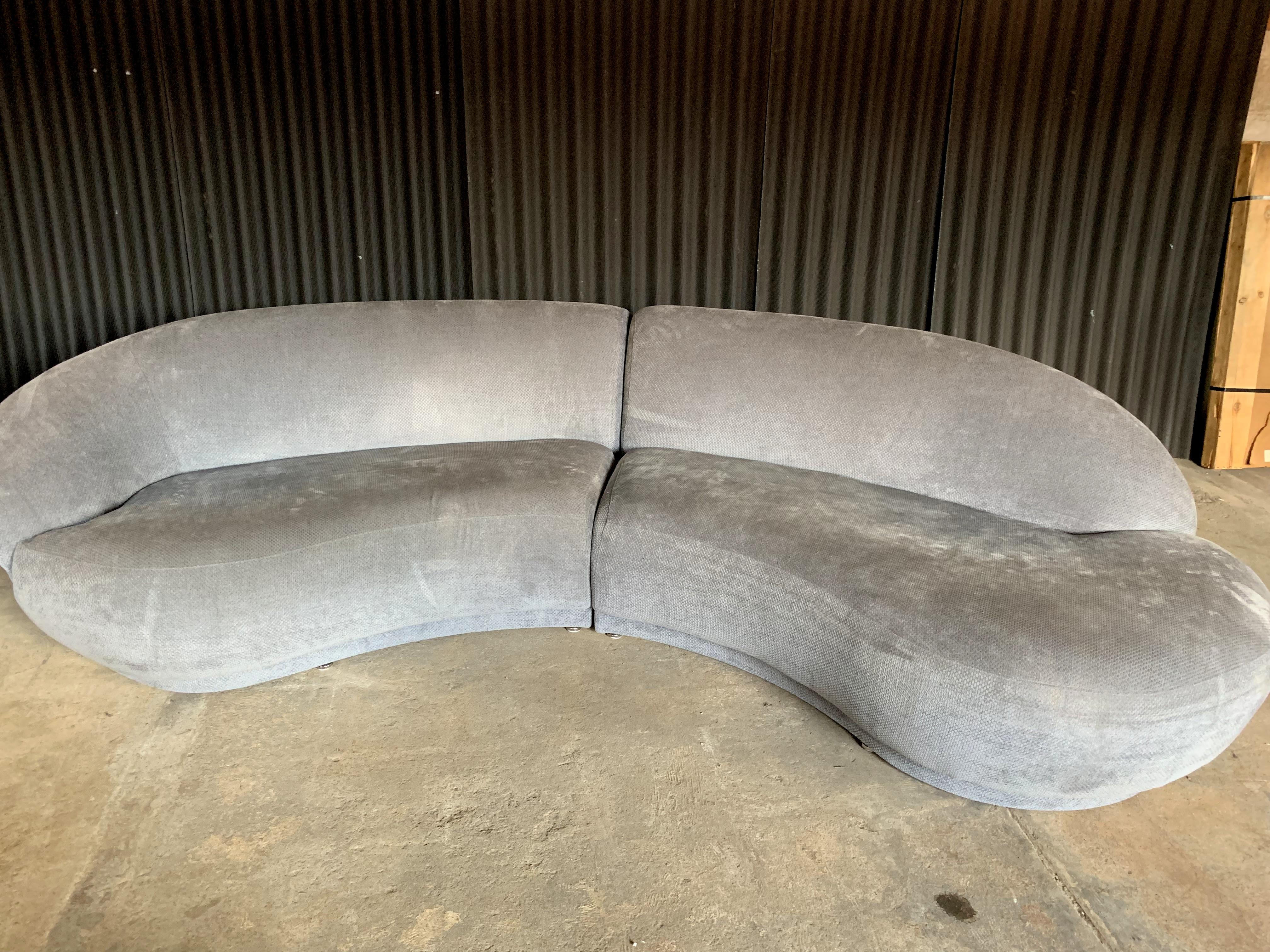 Wonderful Two Piece Sectional by Designer, Milo Baughman, for Thayer Coggin.
This Sectional is in Beautiful Condition with no rips or tears anywhere.
Although this piece is in great shape, I know that most like to have them recovered. That said,