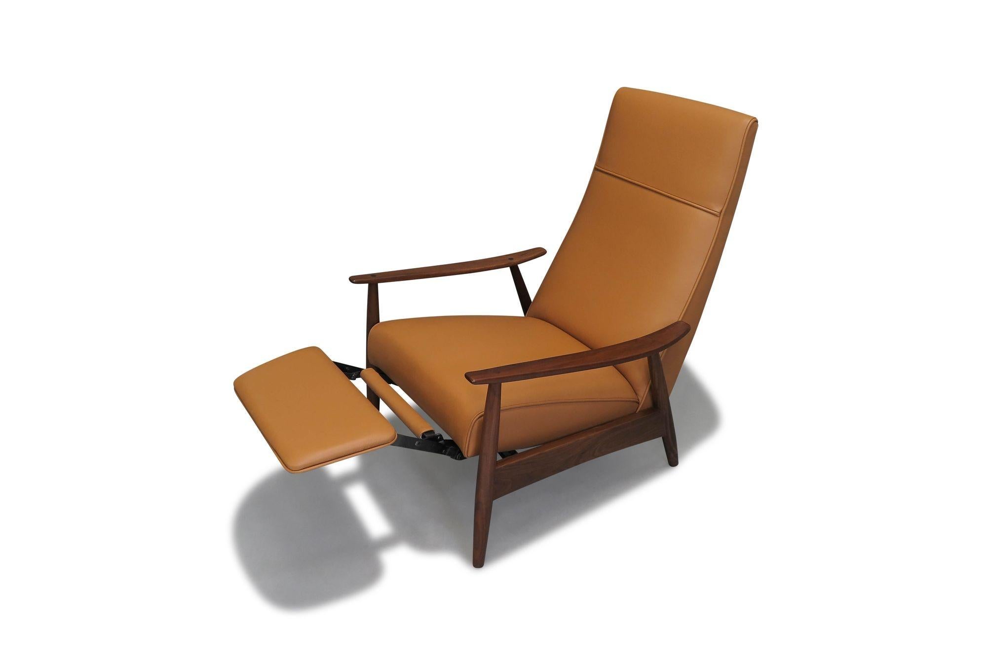 American Milo Baughman for Thayer Coggin Walnut Recliner Lounge Chair For Sale
