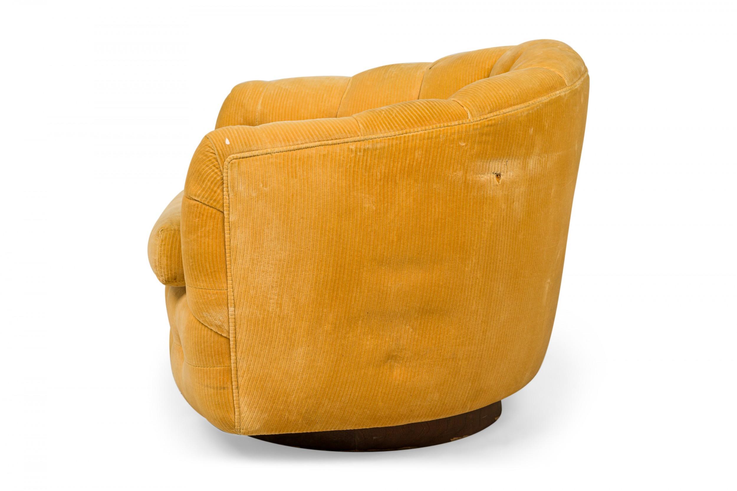 Mid-Century Modern Milo Baughman for Thayer Coggin Yellow Tufted Velour Horseshoe Form Lounge / Arm For Sale