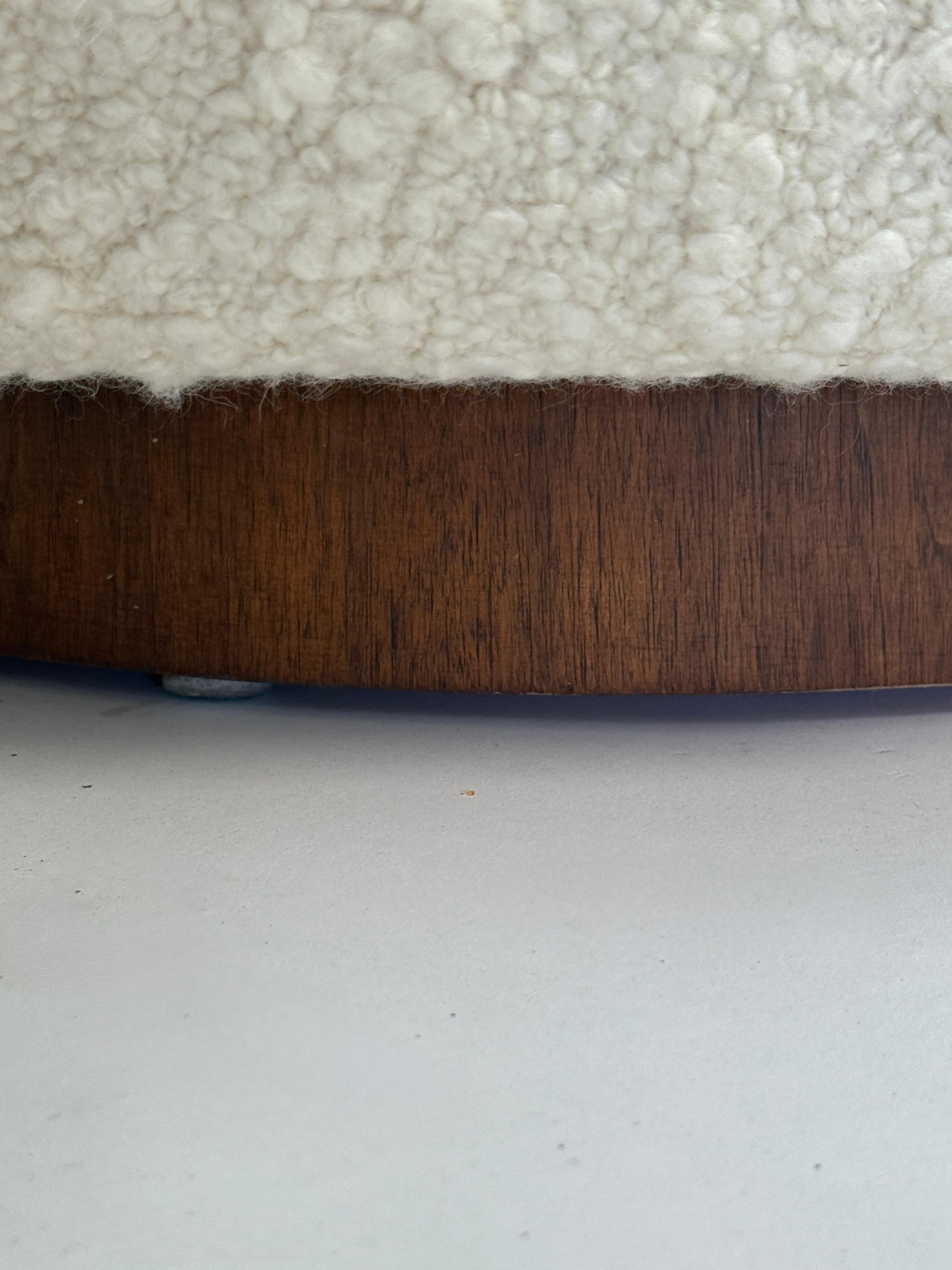 Silla mecedora Milo Baughman de respaldo alto para Thayer Coggin Bouclé en venta