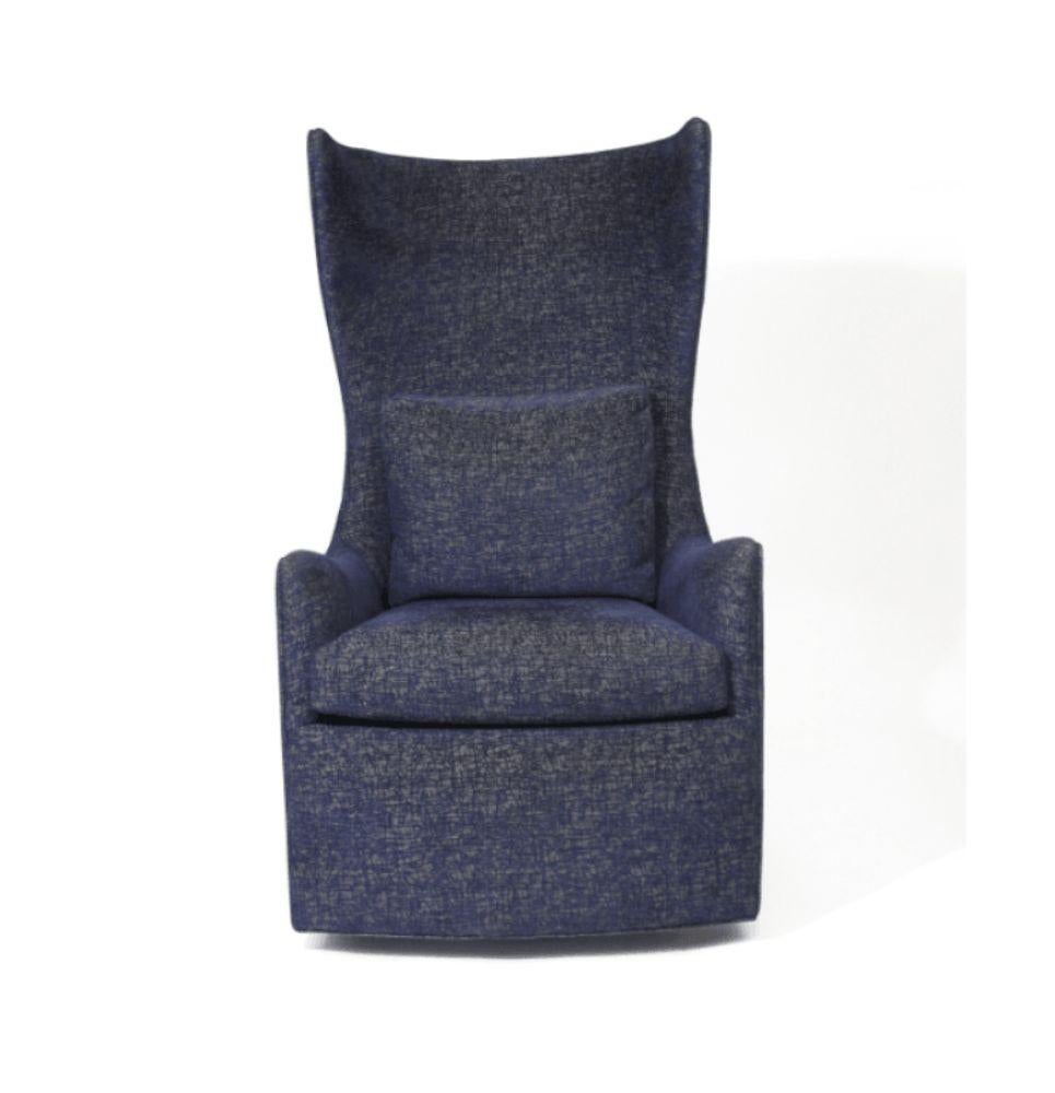Milo Baughman for Thayer Coggin high-back swivel lounge chair in blue cut velvet upholstery.
Originally designed in 1967 by Milo Baughman, this swivel chair is a midcentury modern classic.
Featuring an upholstered and hidden swivel