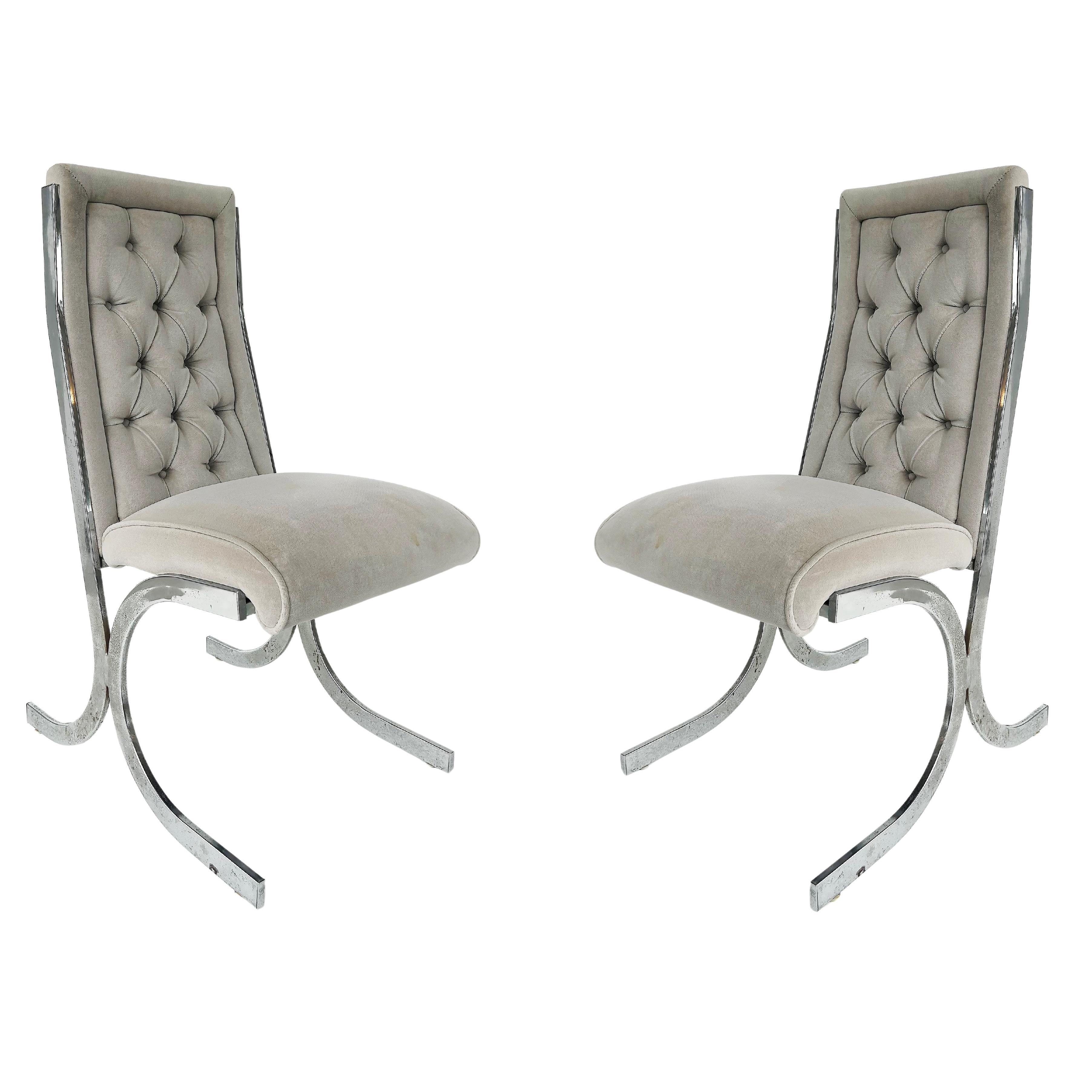 Paire de chaises en velours touffeté chromé Milo Baughman Howell en vente