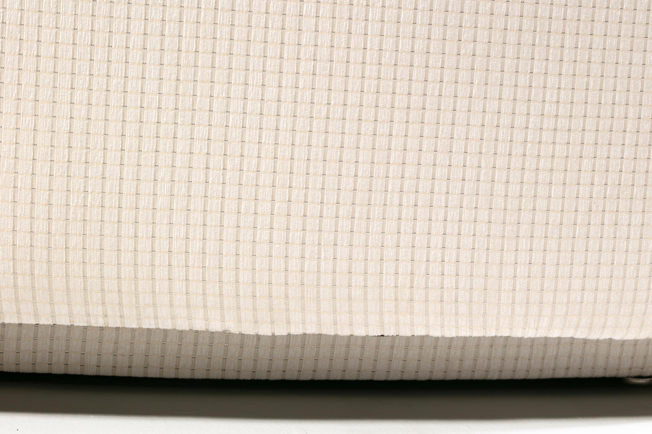 Tappezzeria Divano componibile semicircolare color crema di Milo Baughman per Thayer Coggin in vendita