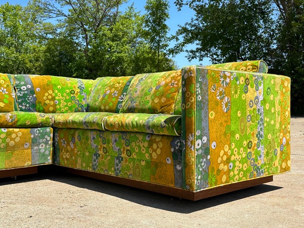 Milo Baughman Jack Lenor Larsen Velvet Sectional Sofa in Green Primavera 1970s 4