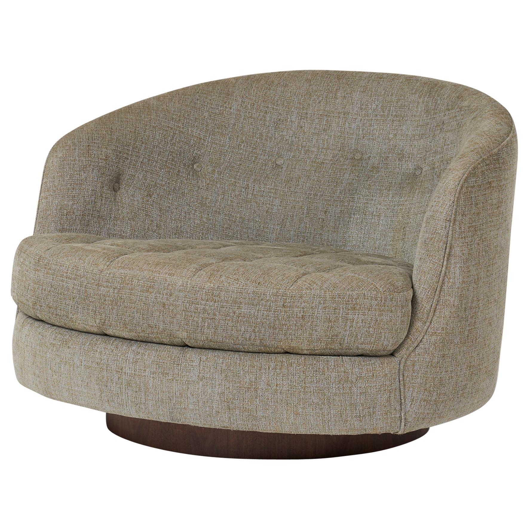 Milo Baughman Large Swivel Chair