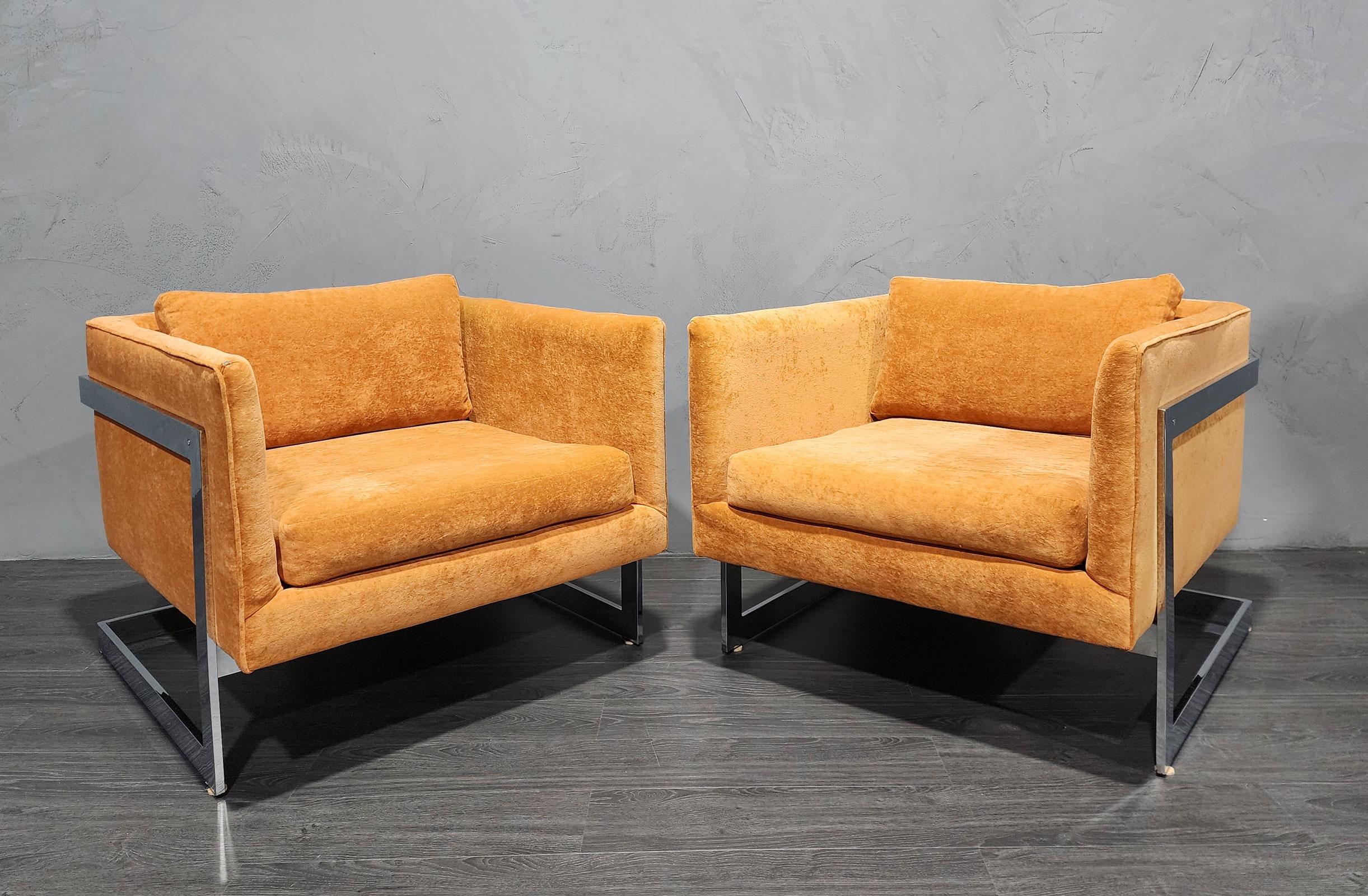 Milo Baughman - Grandes chaises longues à dossier en T en microfibre orange en vente 1