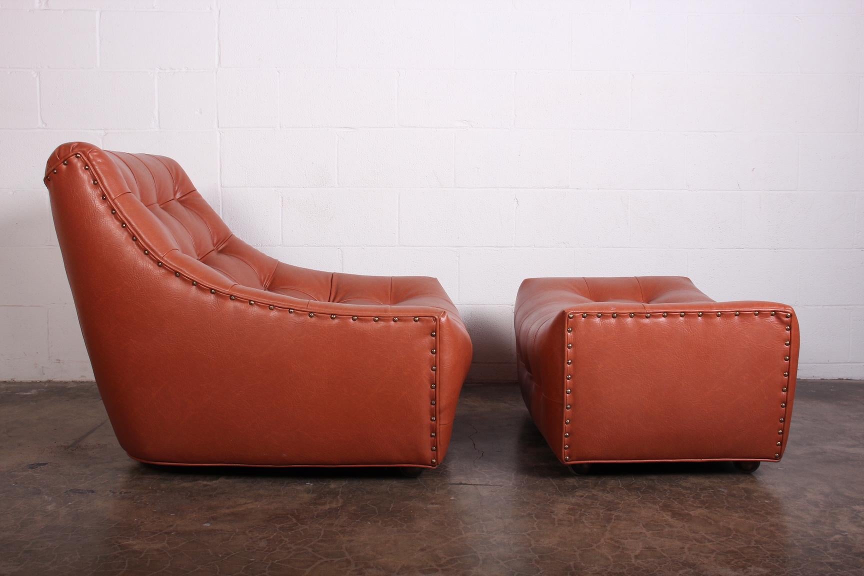 Milo Baughman Lounge Chair and Ottoman In Good Condition For Sale In Dallas, TX