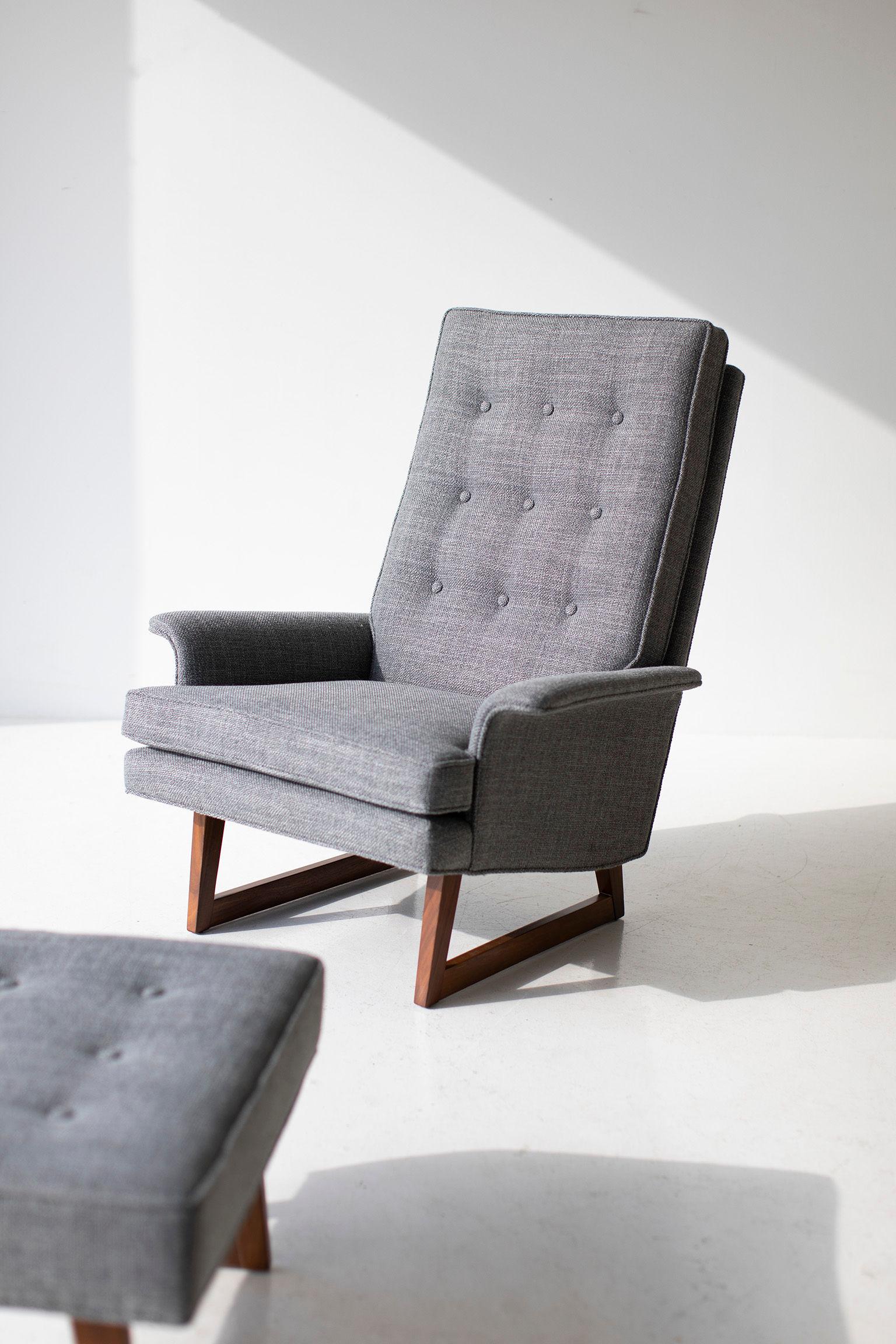 Mid-Century Modern Milo Baughman Lounge Chair and Ottoman for Thayer Coggin