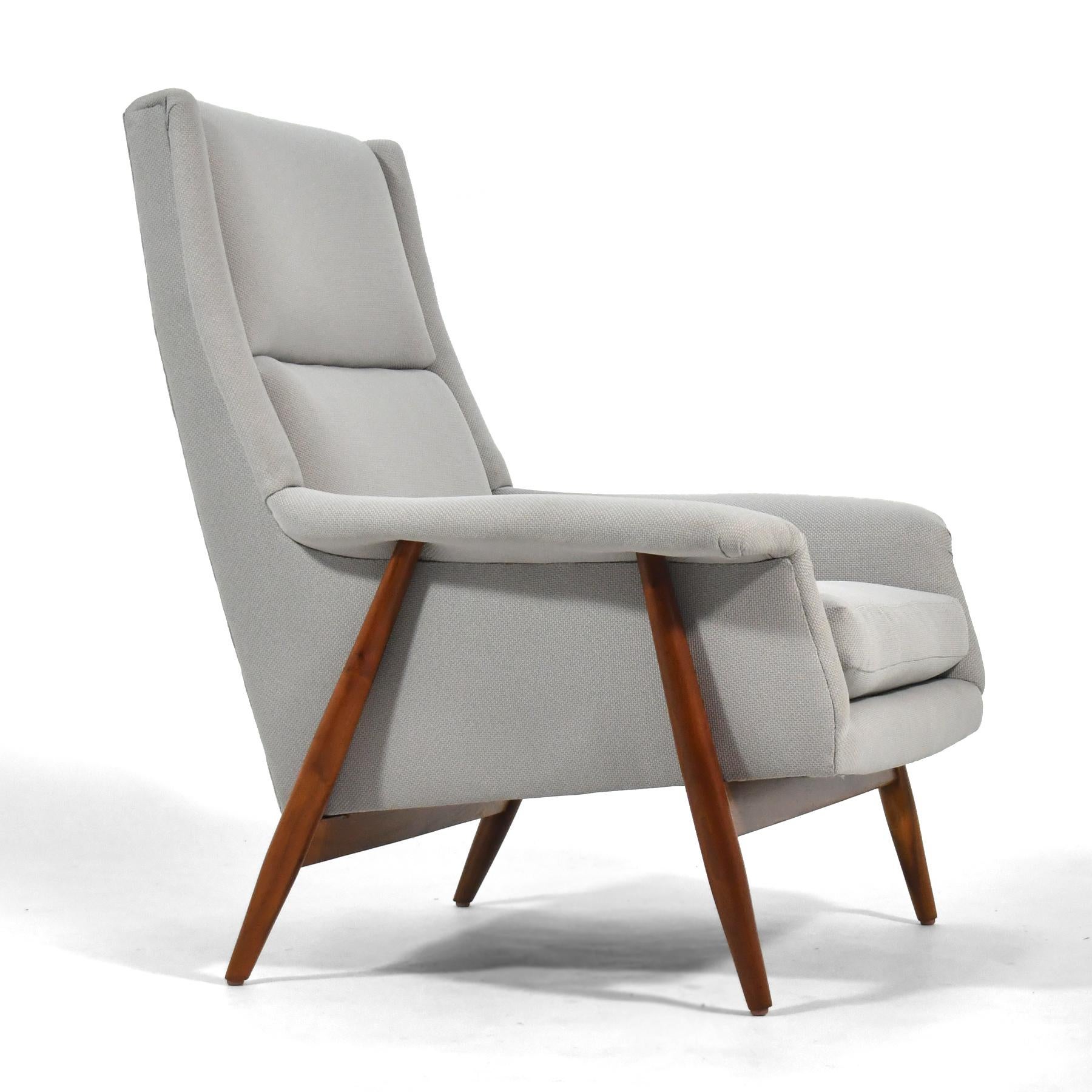 Milo Baughman Lounge Chair by Thayer Coggin For Sale 3