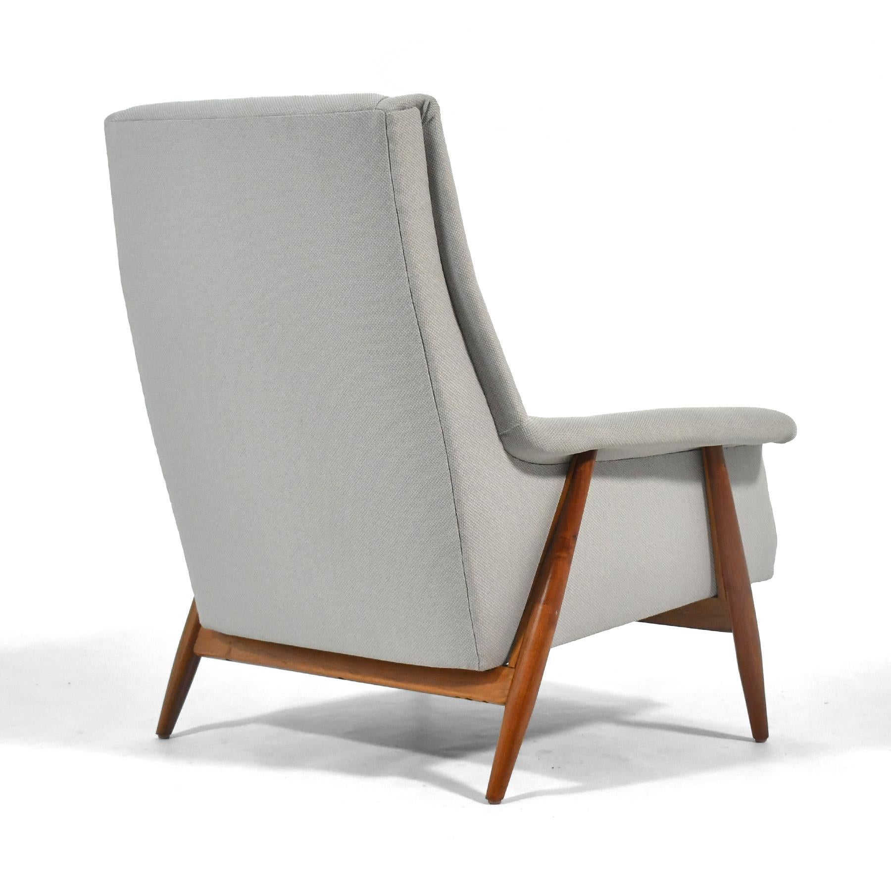 Milo Baughman Lounge Chair by Thayer Coggin For Sale 1