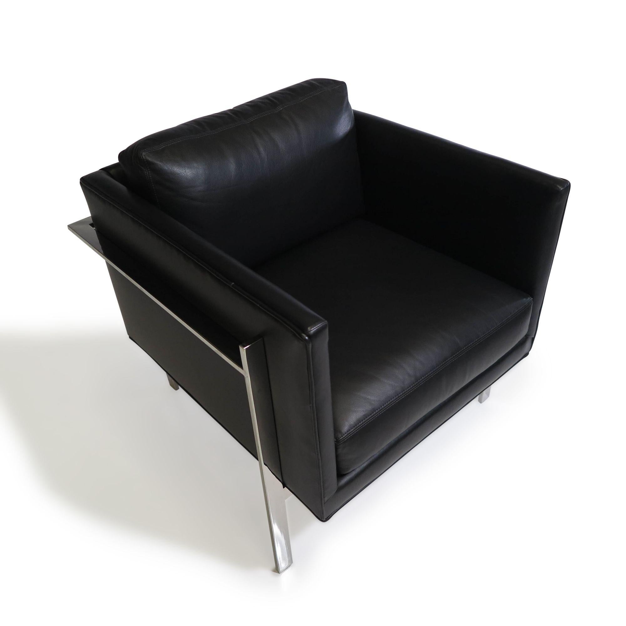 Modern classic lounge chair designed by Milo Baughman for Thayer Coggin in 1965. Features an architectural chrome metal frame upholstered in black leather.


Measurements

W 30' x D 32'' x H 28.50''
Seat Height 19''