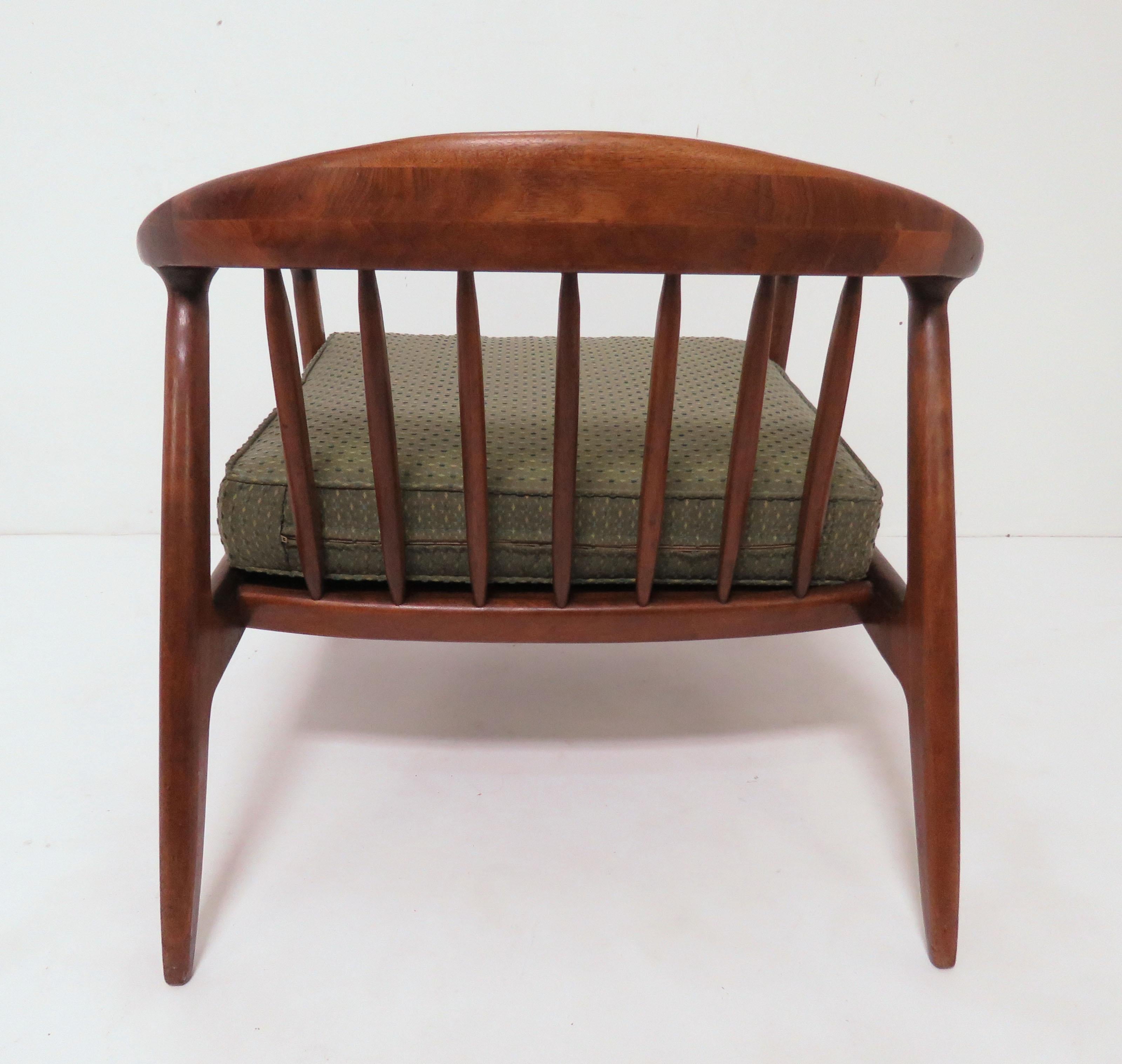 Mid-20th Century Milo Baughman Lounge Chair in Walnut, circa 1950s