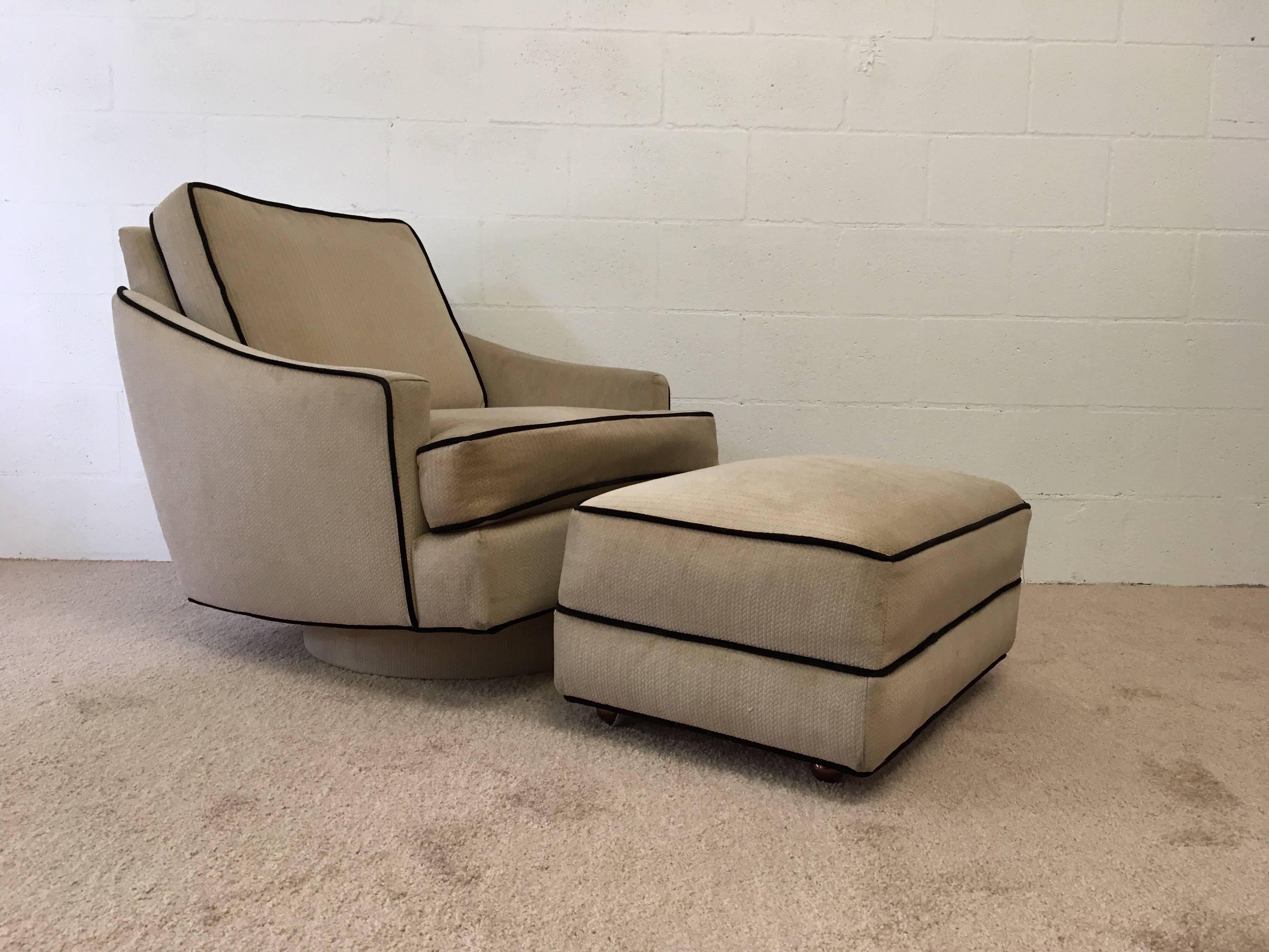 Fabric Milo Baughman Lounge Chair with Ottoman For Sale