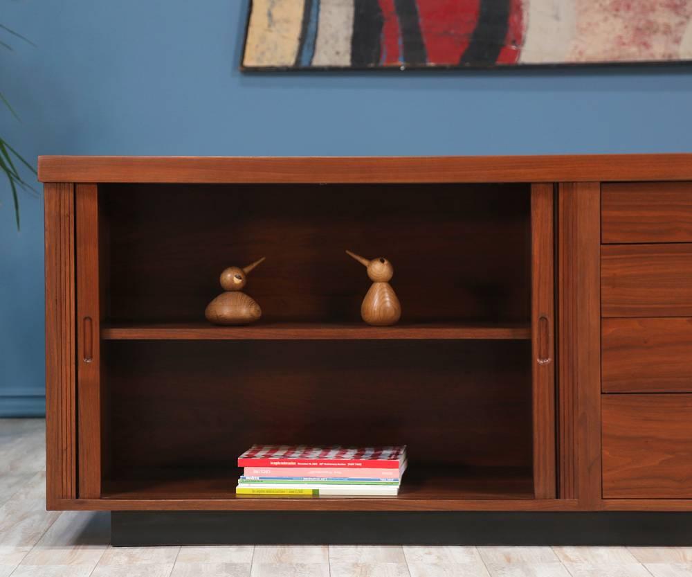 Mid-Century Modern Milo Baughman Low Profile Credenza for Glenn of California