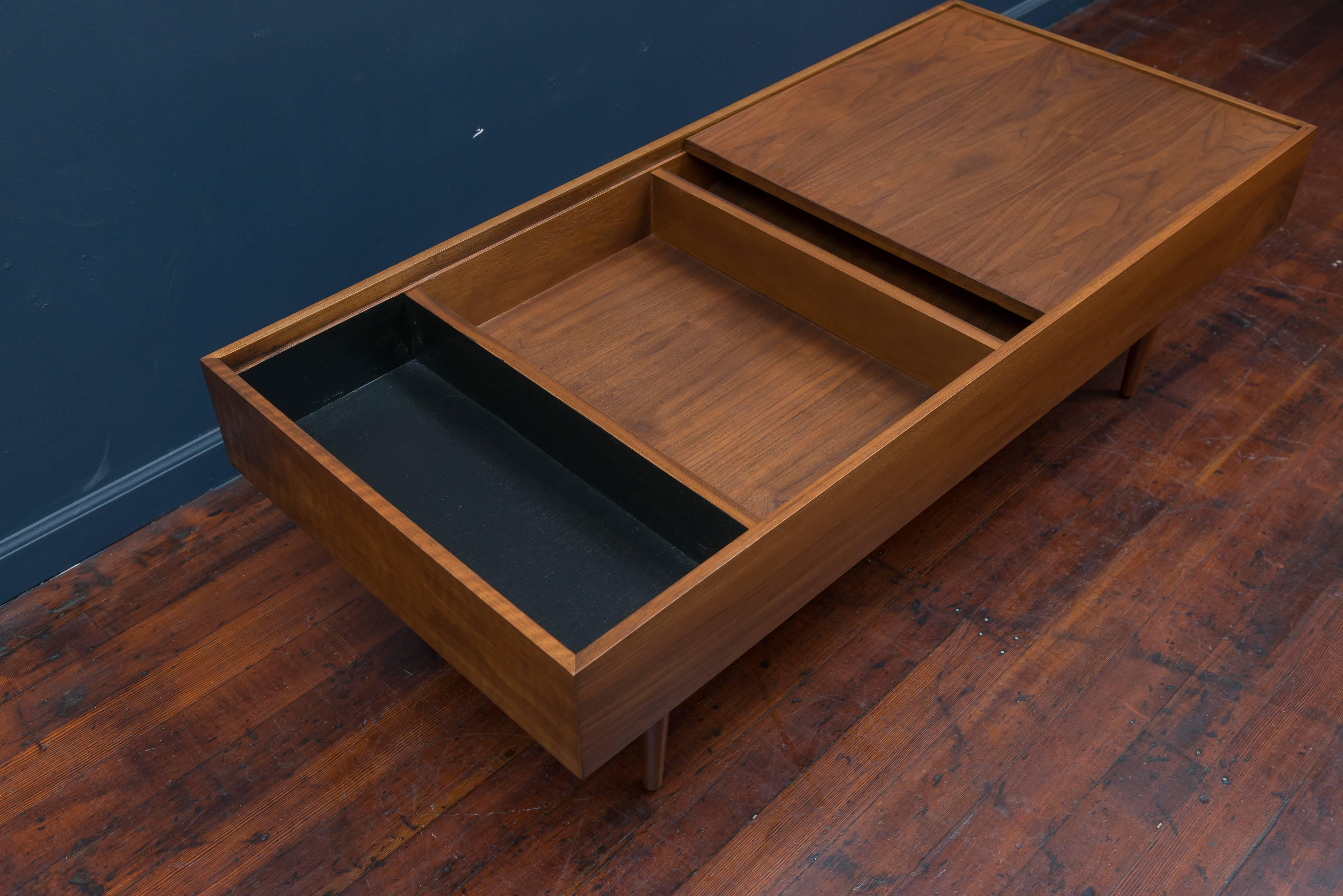 American Milo Baughman Mid Century Coffee Table for Glennn of California