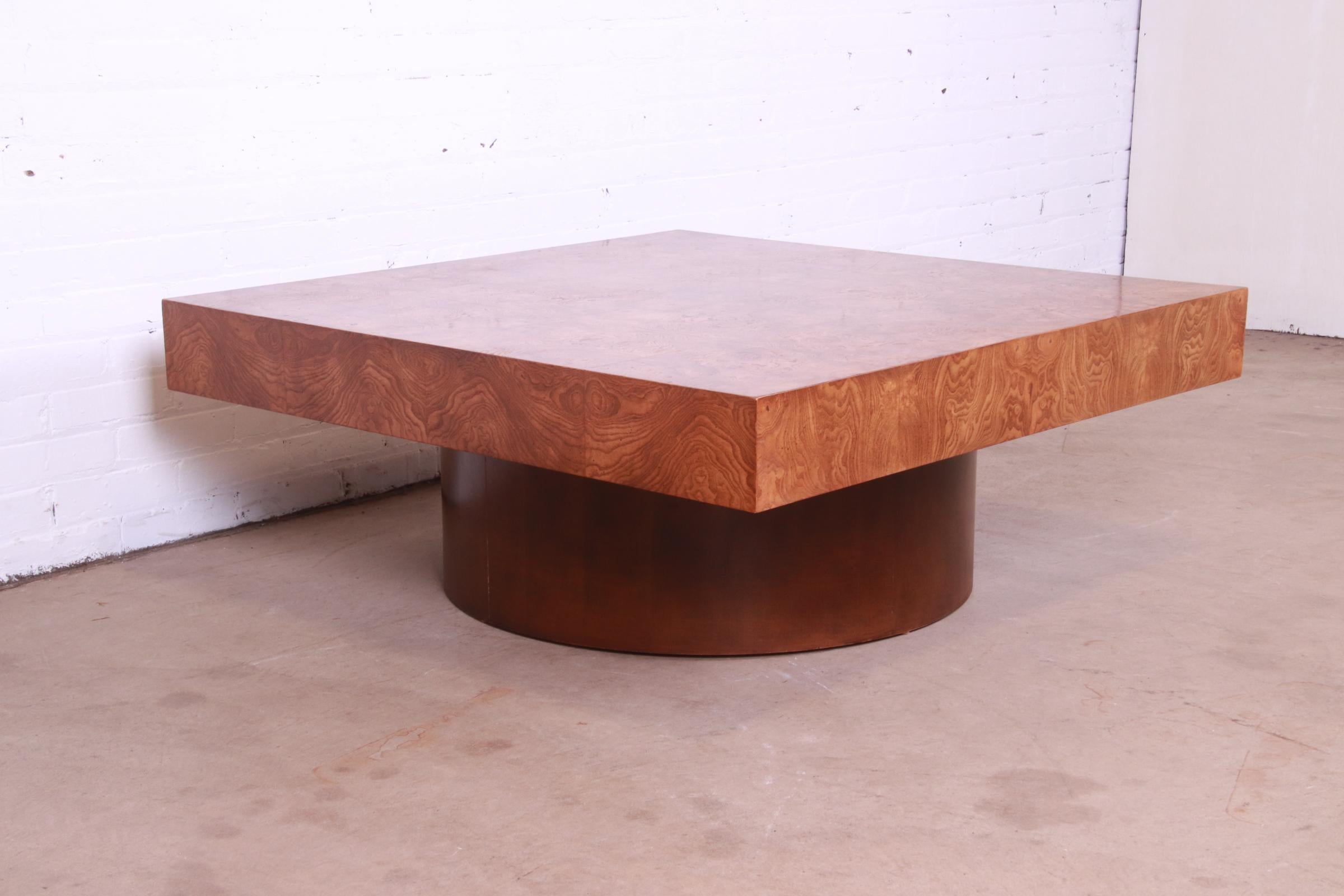 Milo Baughman Mid-Century Modern Burl Wood Coffee Table, 1970s 1
