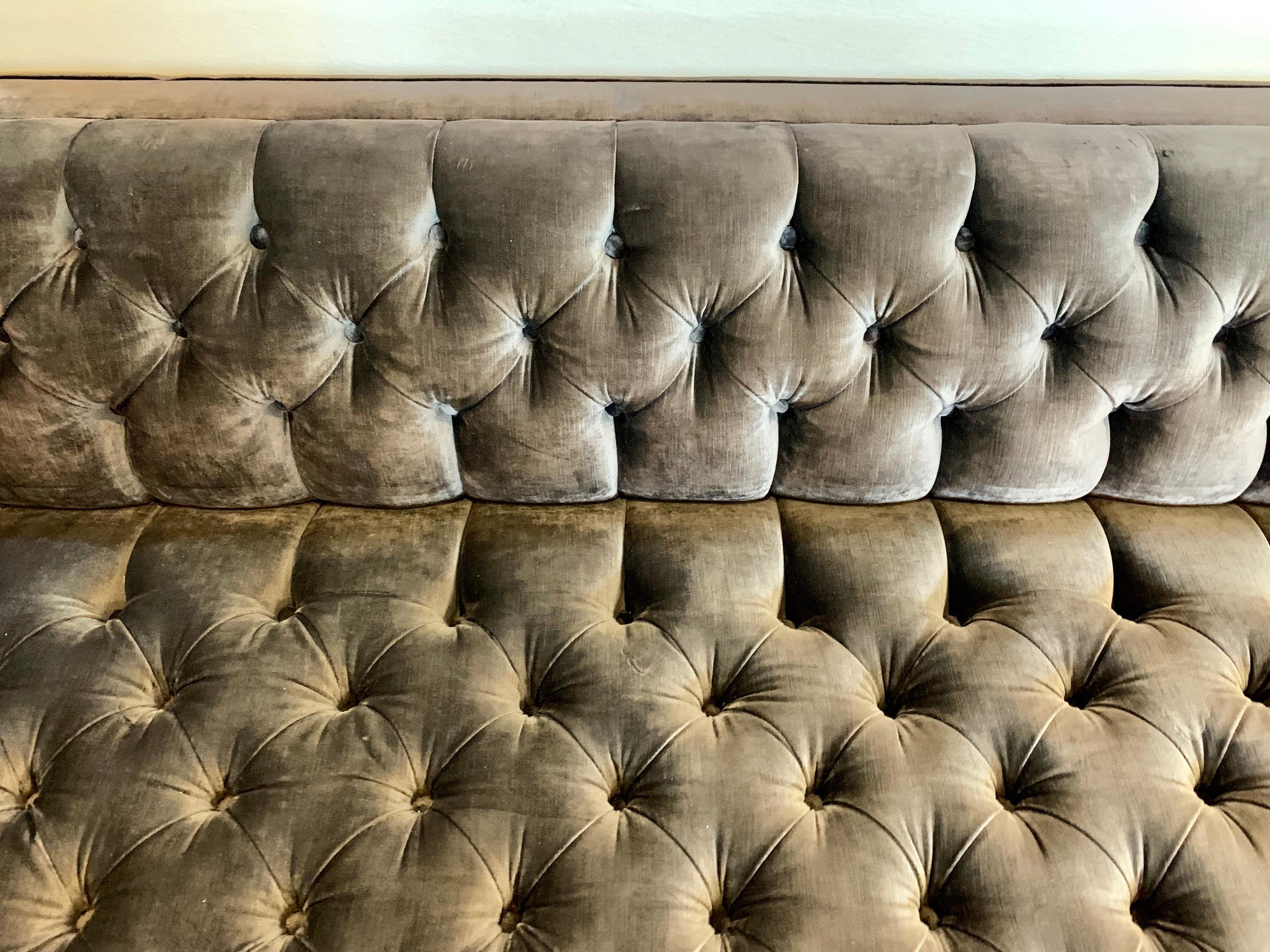 Milo Baughman Mid-Century Modern Chesterfield Tufted Sofa 4