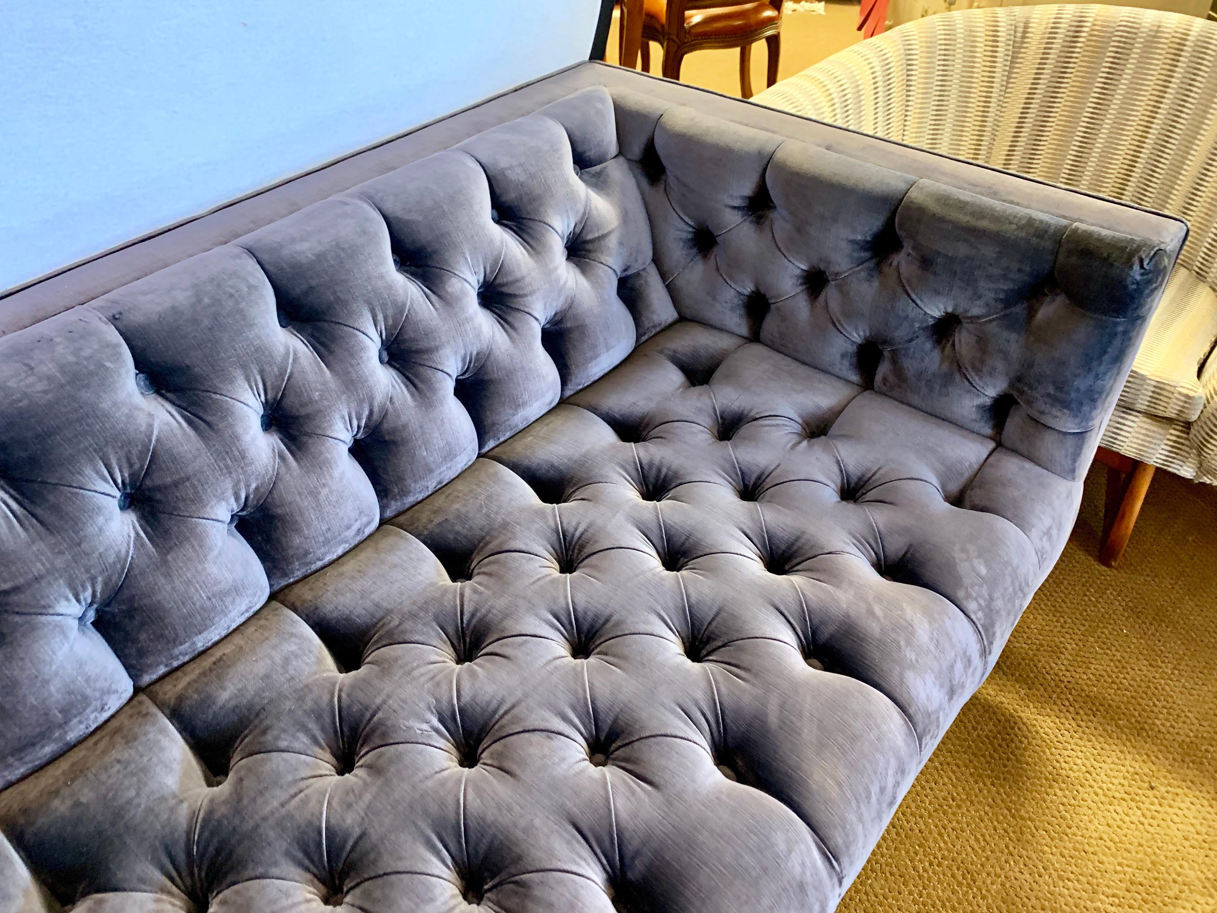 Milo Baughman Mid-Century Modern Chesterfield Tufted Sofa 5