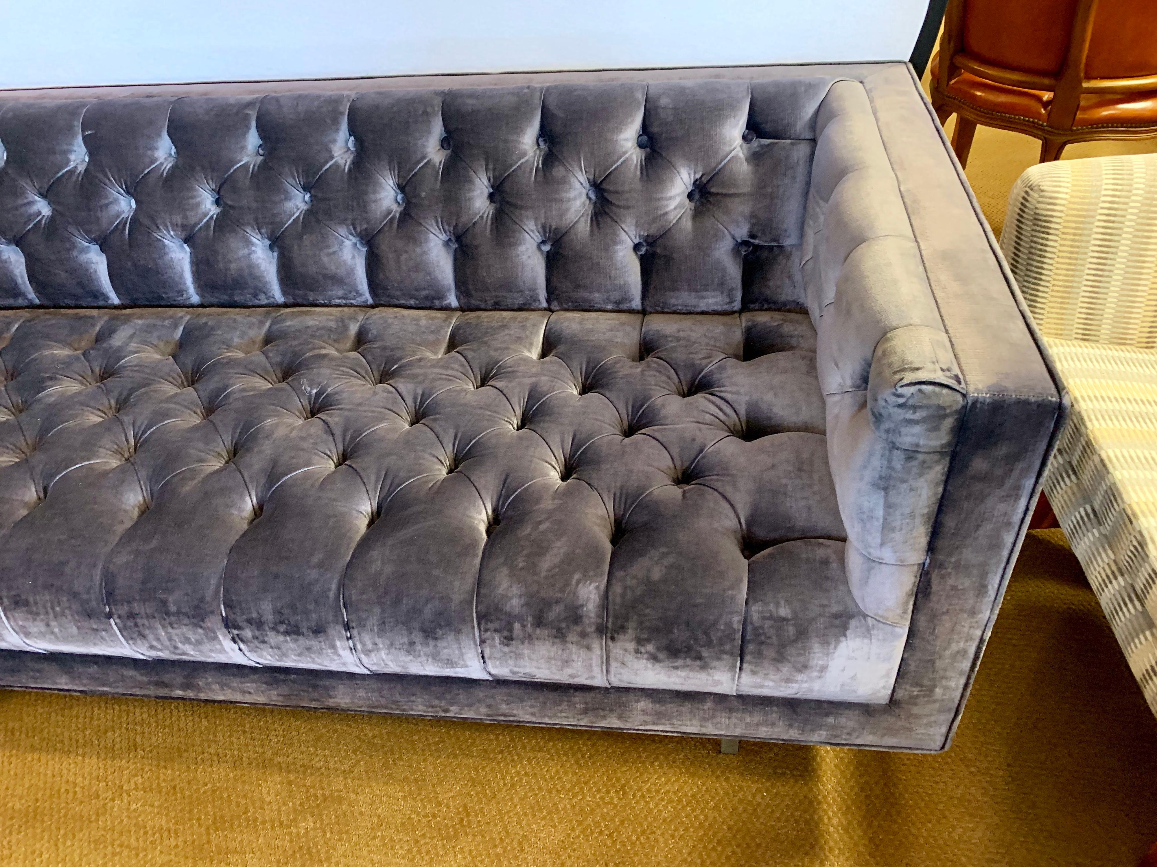 Milo Baughman Mid-Century Modern Chesterfield Tufted Sofa 6