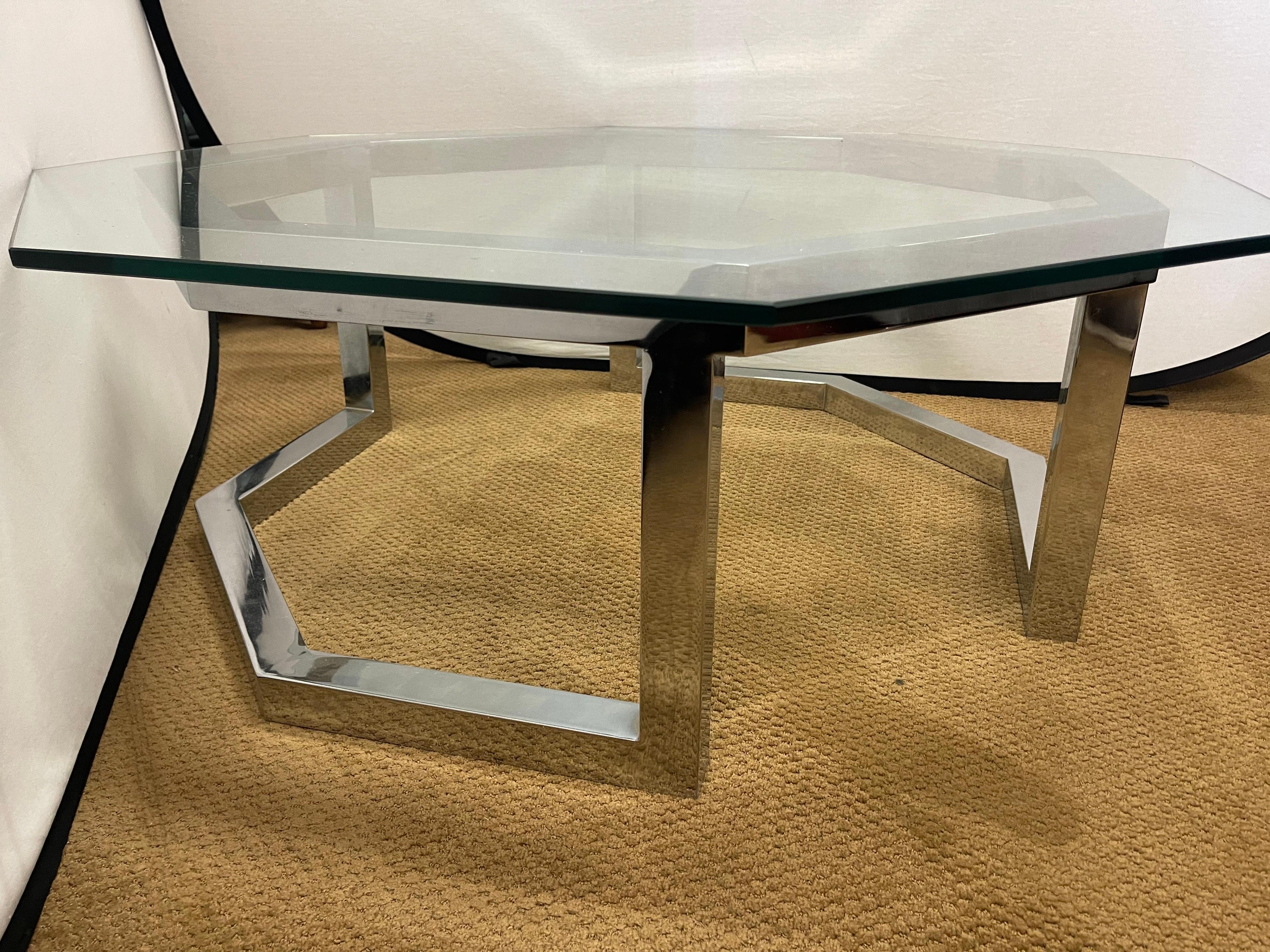 Milo Baughman Mid-Century Modern Octagonal Glass & Chrome Cocktail Coffee Table 7