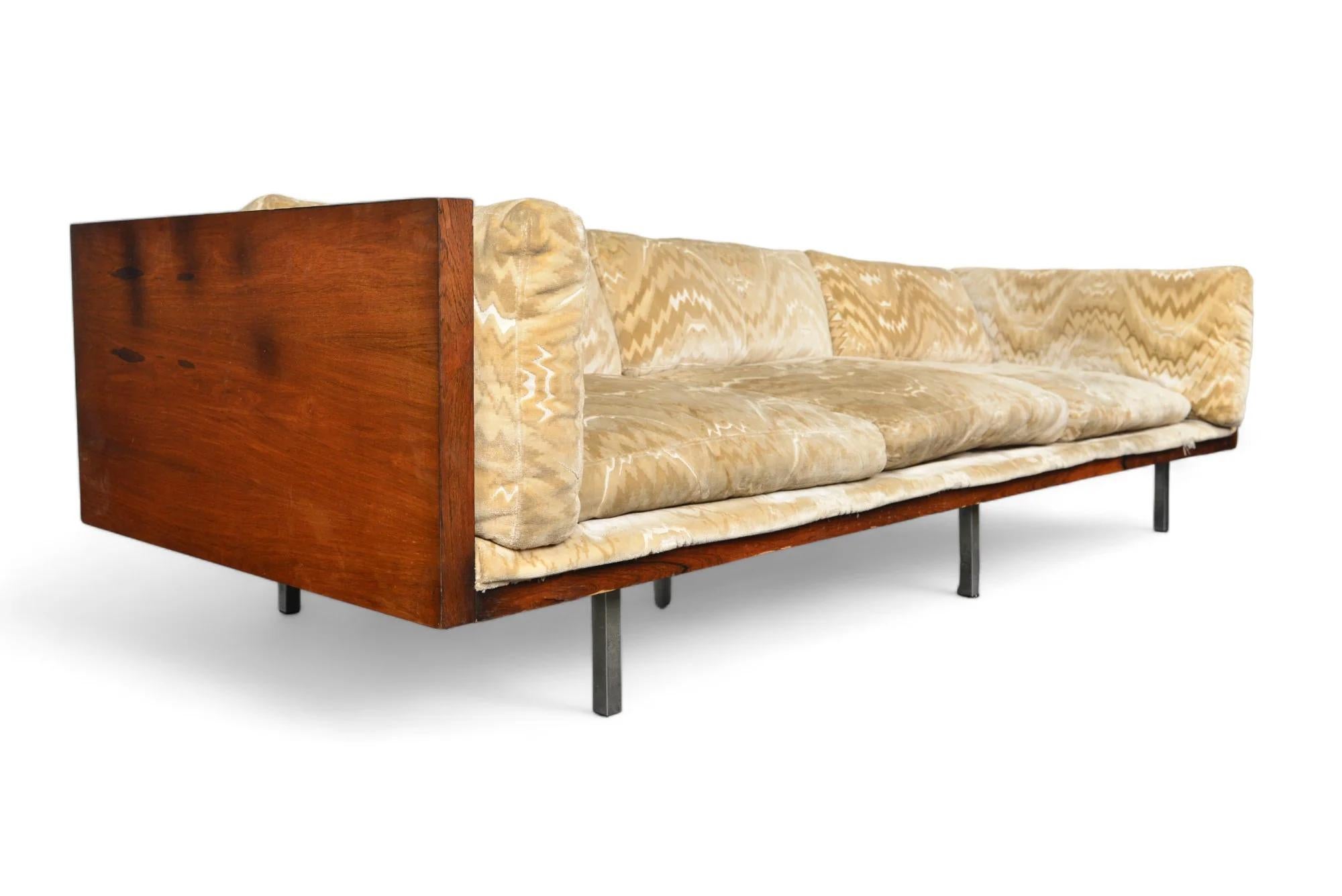 Milo Baughman Modell 2165 Sofa aus Palisanderholz + Chrom (amerikanisch) im Angebot
