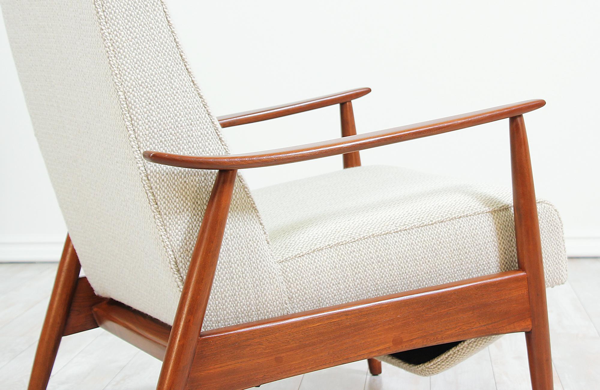 American Milo Baughman Model-74 Reclining Lounge Chair for Thayer Coggin