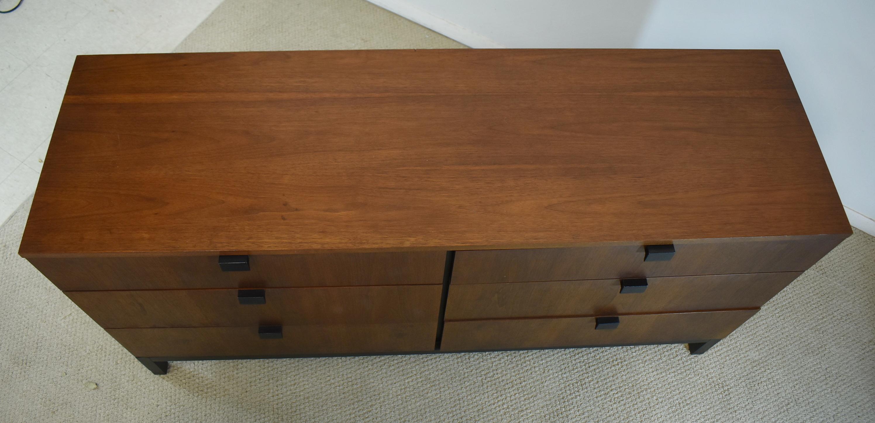 Milo Baughman Modern for Directional Six Drawer Walnut Chest 2