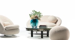 Milo Baughman Style Monumental Satellite Chair aus weichem elfenbeinweißem Bouclé um 1960