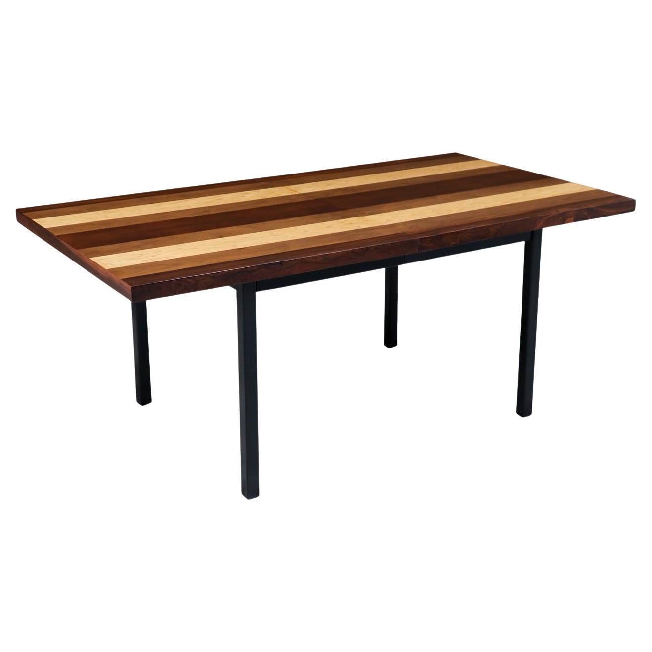 Ausziehbarer Esstisch aus mehreren Holzarten von Milo Baughman für Directional im Angebot