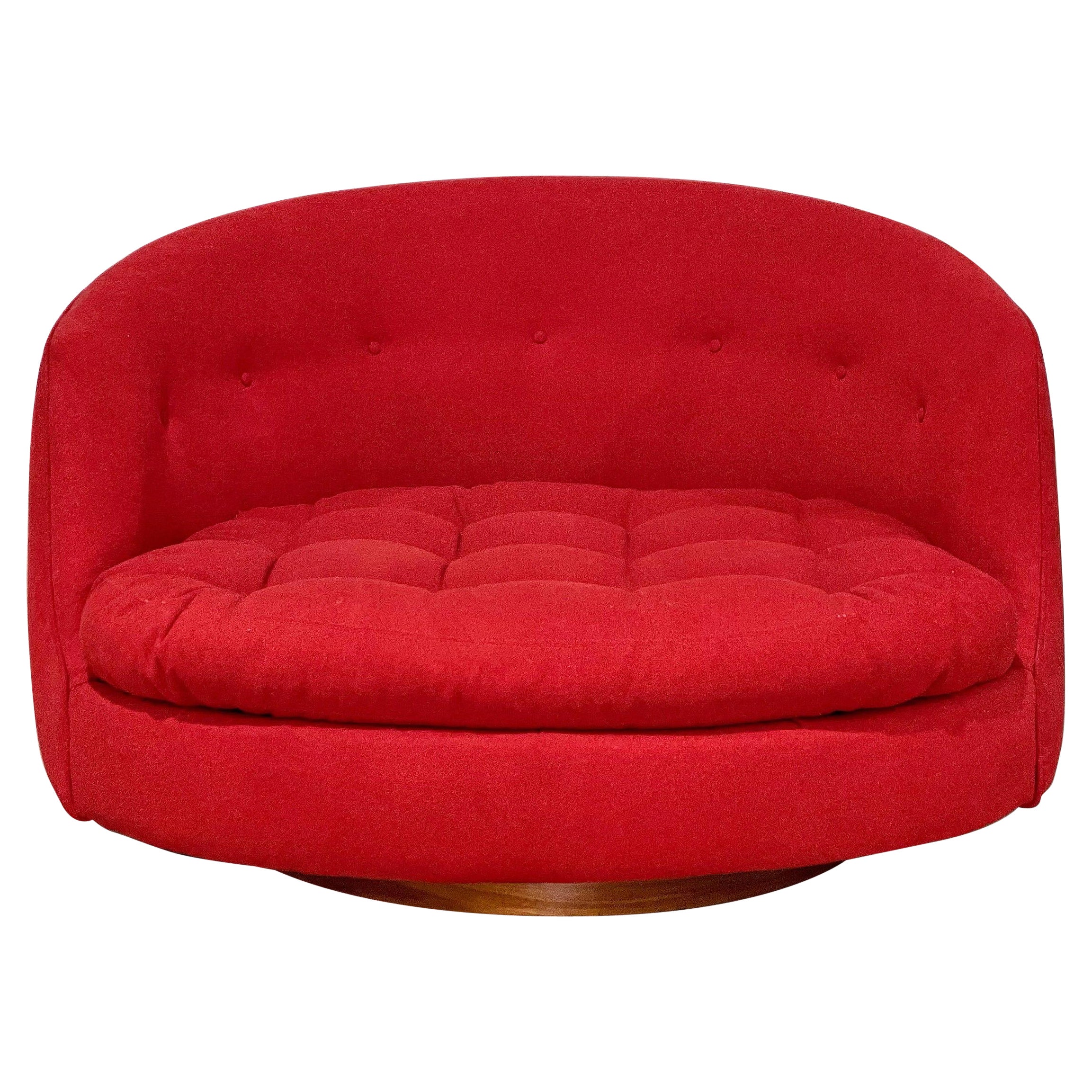 Milo Baughman No. 3406 Oversize Swivel Tub Chair for Thayer Coggin, Walnut Base