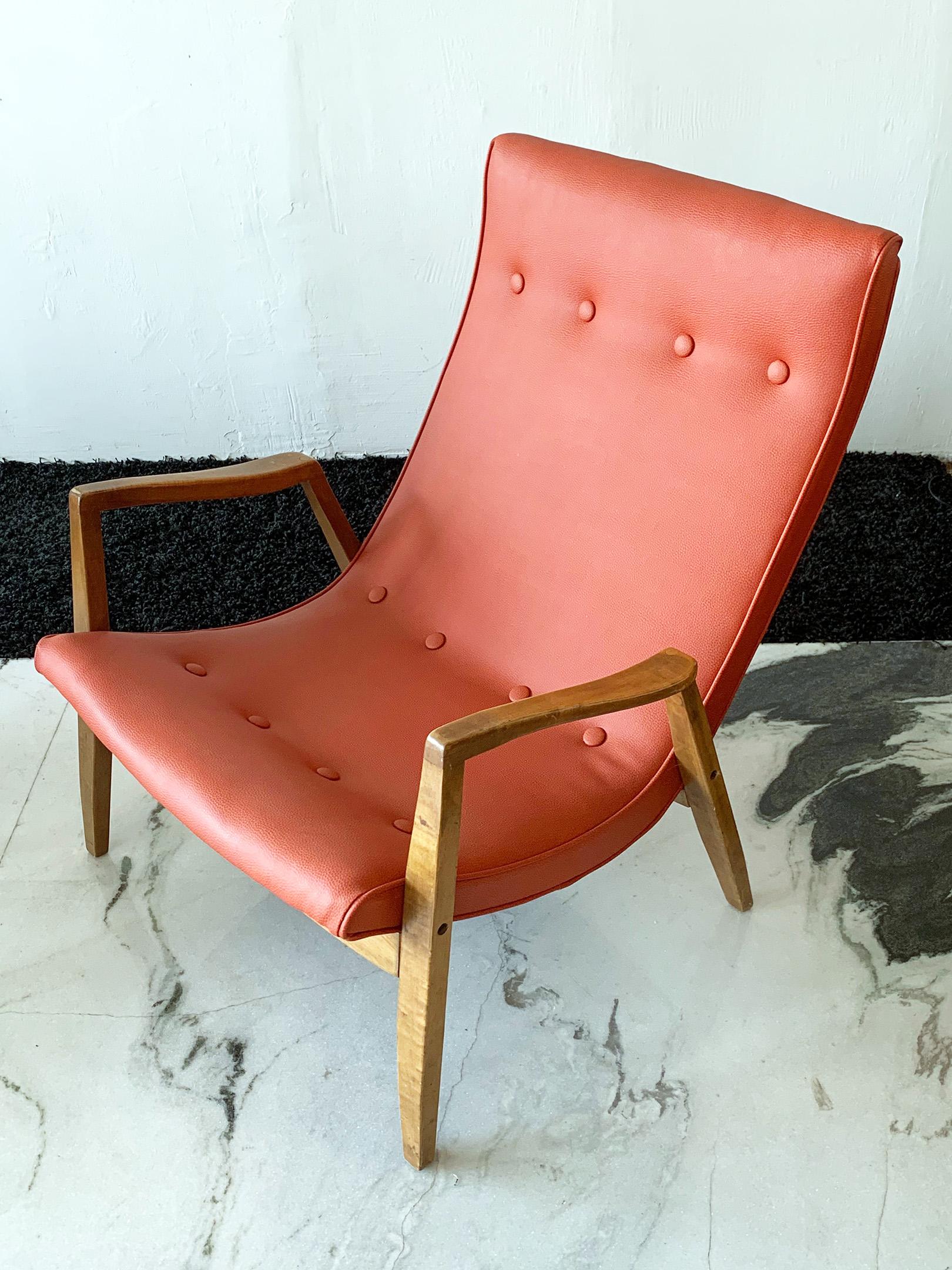 Mid-Century Modern Milo Baughman Oak Scoop Lounge Chairs for James, a Pair