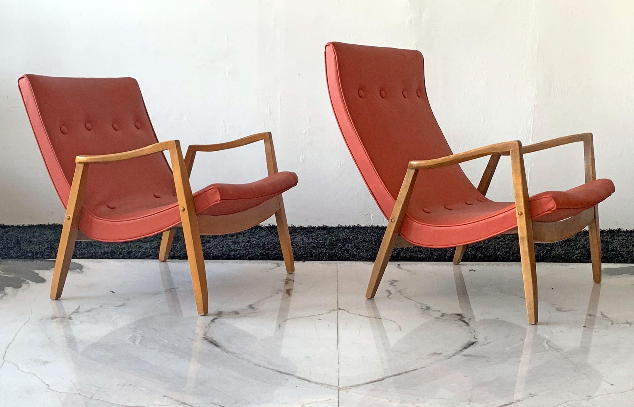 Milo Baughman Oak Scoop Lounge Chairs for James, a Pair In Good Condition In Culver City, CA