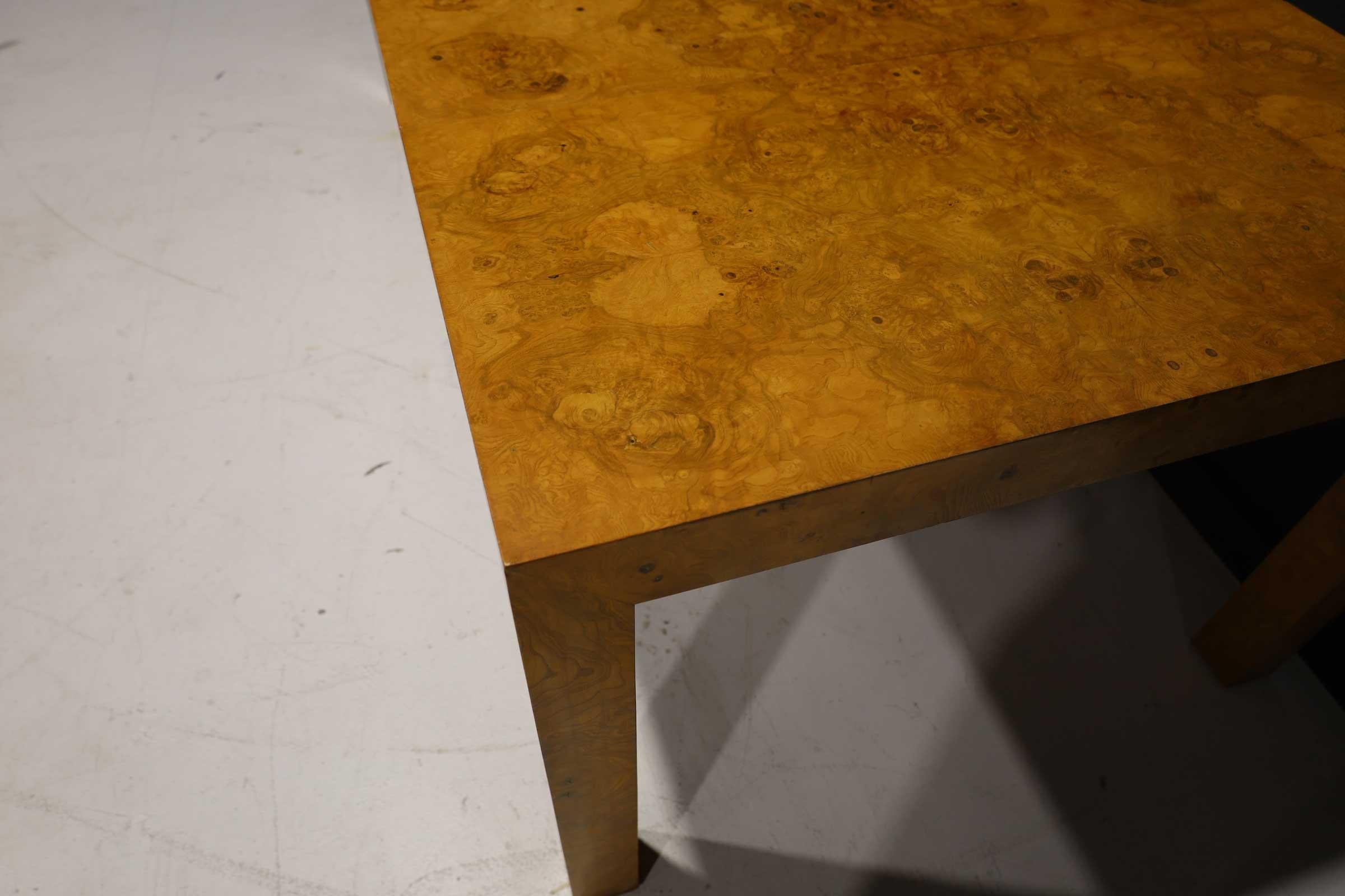 Milo Baughman Olivewood Burl Parsons Dining Table In Good Condition For Sale In Dallas, TX
