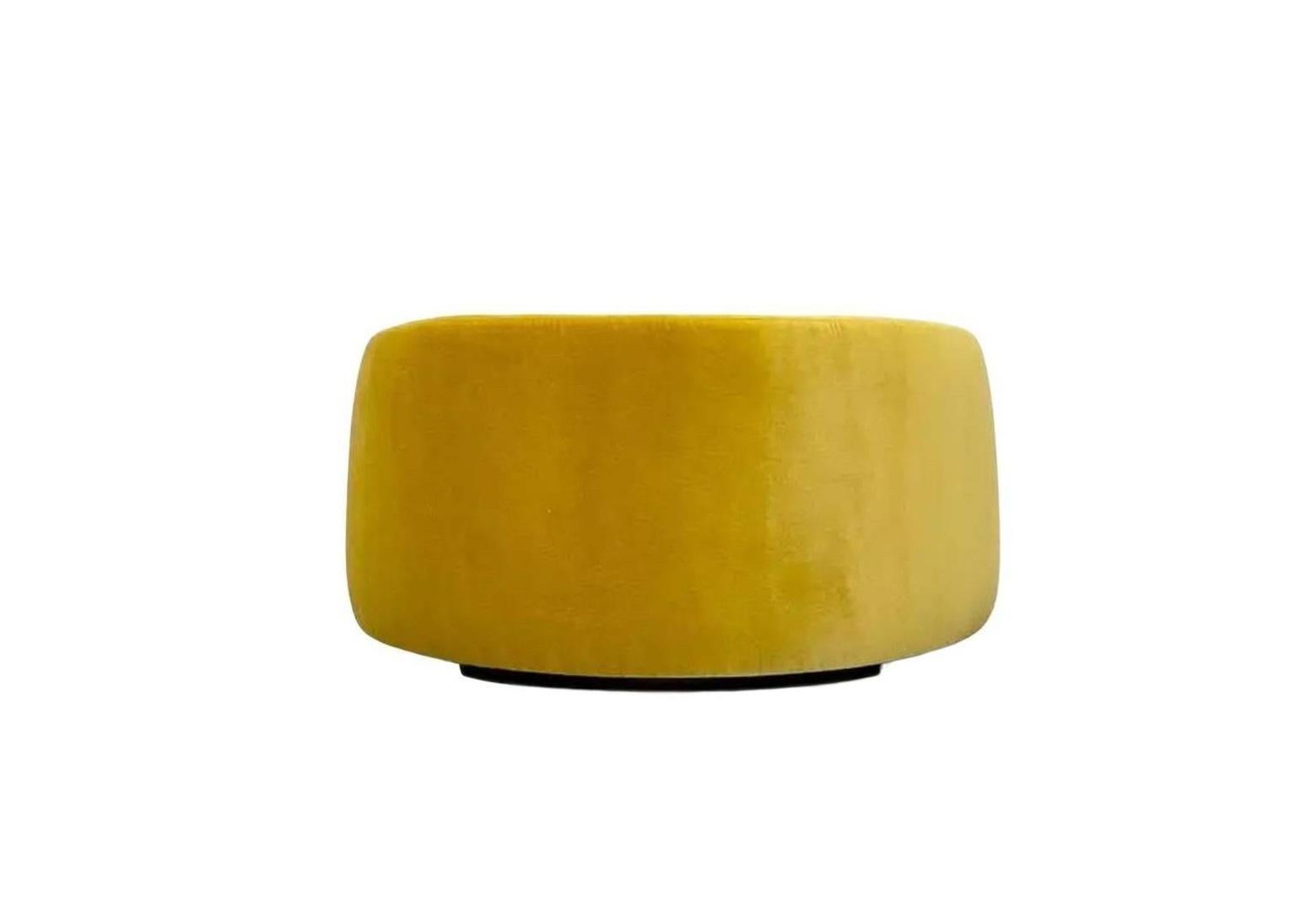 Sedia girevole da vasca oversize di Milo Baughman per Thayer Coggin in vendita 2
