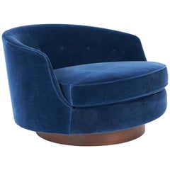 Milo Baughman Oversized Swivel Lounge Chair