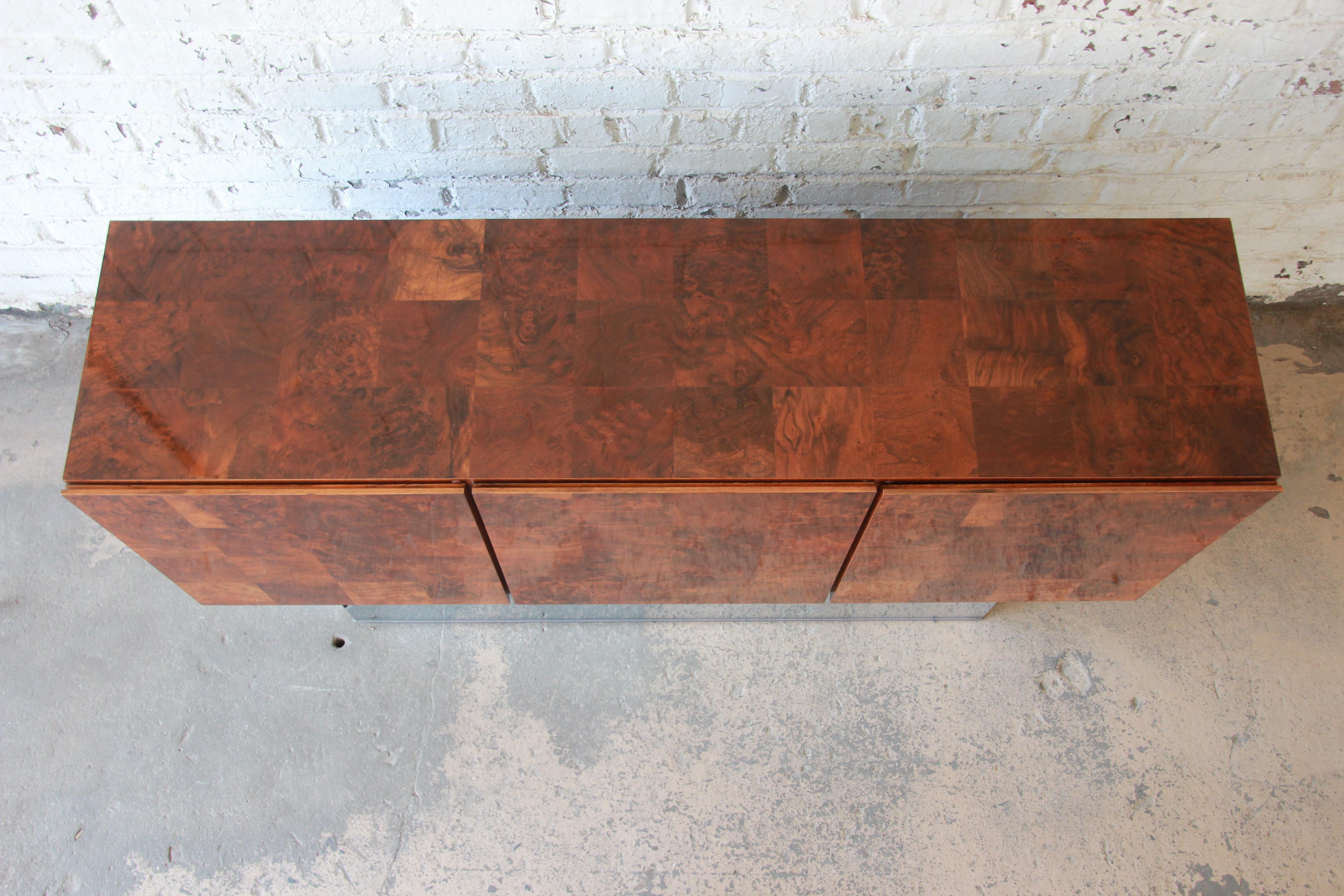 Milo Baughman Patchwork Burl Wood and Chrome Sideboard Credenza In Good Condition In South Bend, IN